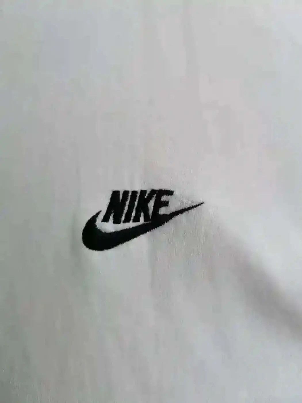 Nike Vintage Nike T-shirt Size US L / EU 52-54 / 3 - 7 Thumbnail
