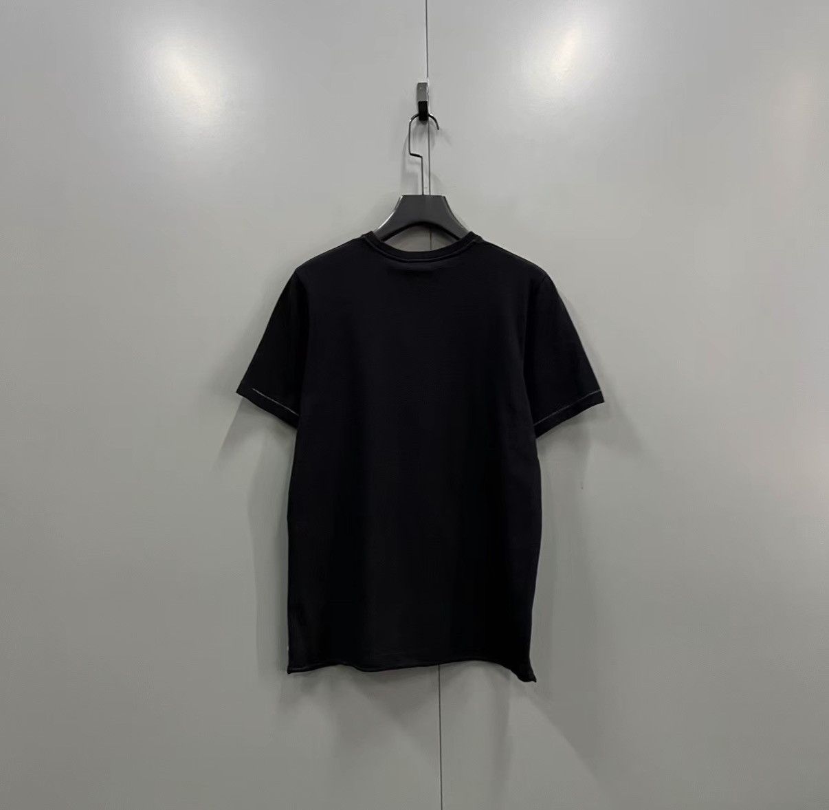 Saint Laurent Paris Saint Laurent SLP Graffiti Heart Crew Neck Short Sleeve J41 Size S / US 4 / IT 40 - 2 Thumbnail