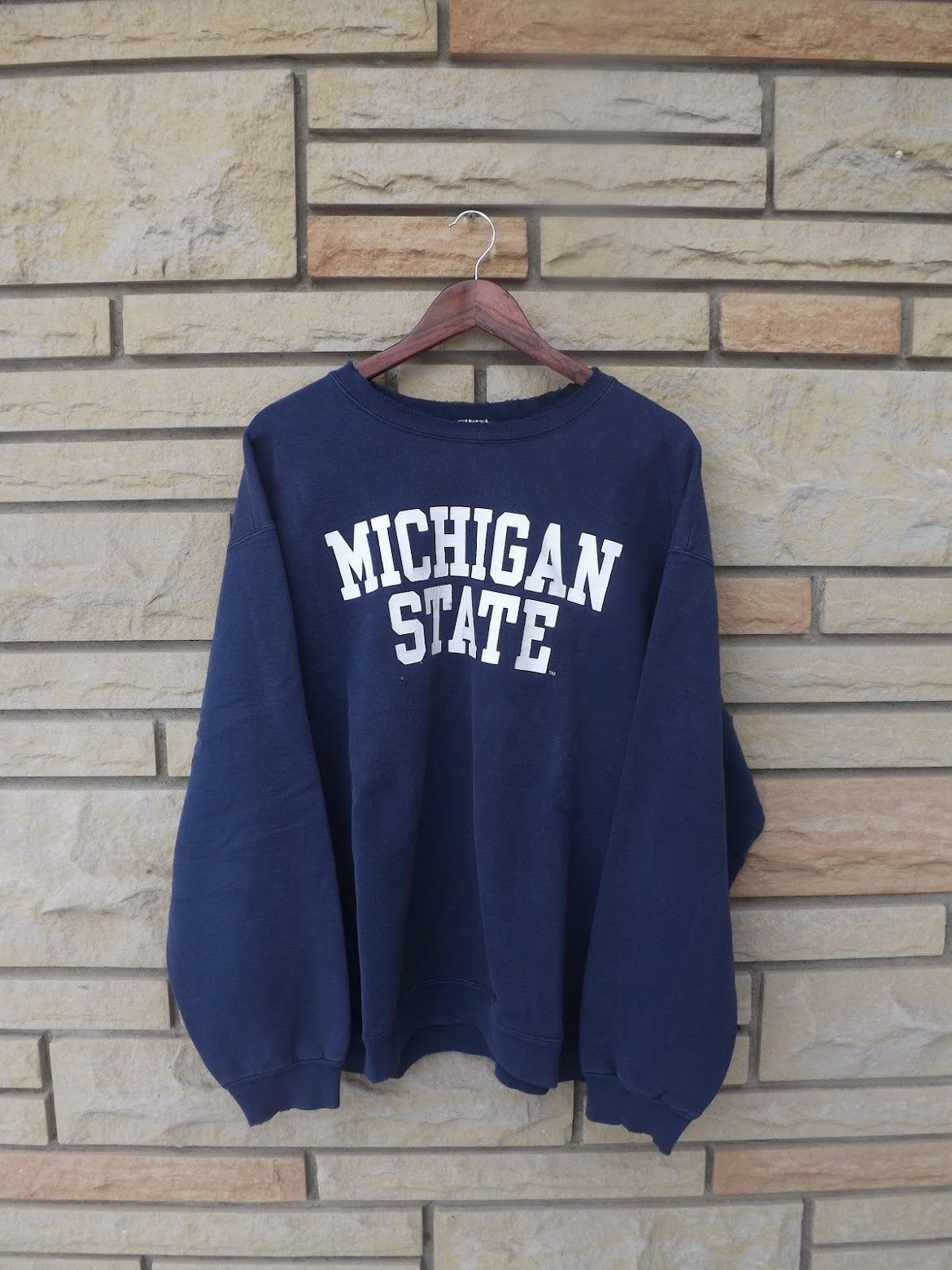 Fruit Of The Loom Vintage Michigan State University Crewneck Sweatshirt Size US XL / EU 56 / 4 - 1 Thumbnail