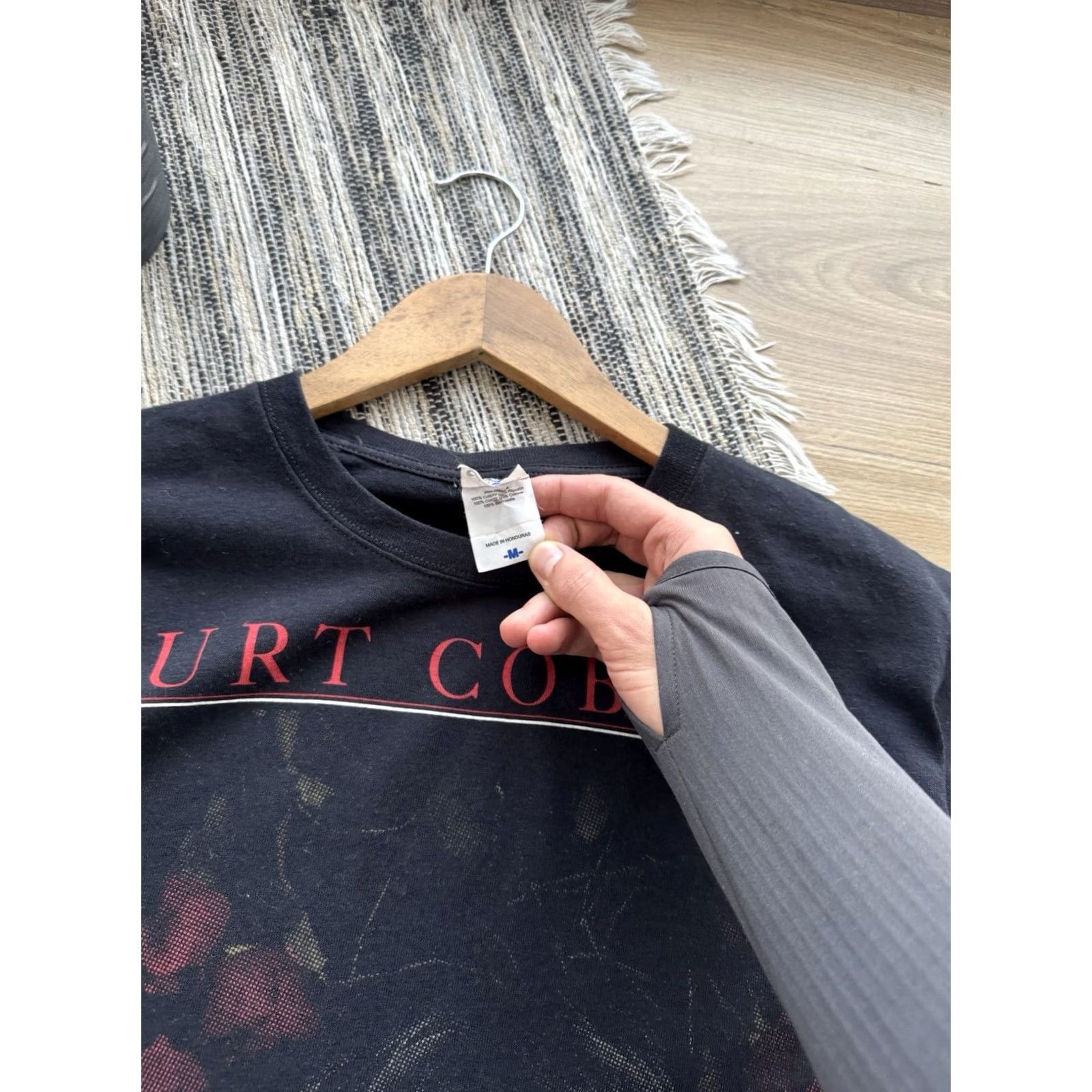 Vintage VINTAGE Kurt Cobain Nirvana T Shirt Black Size M Men Size US M / EU 48-50 / 2 - 7 Thumbnail