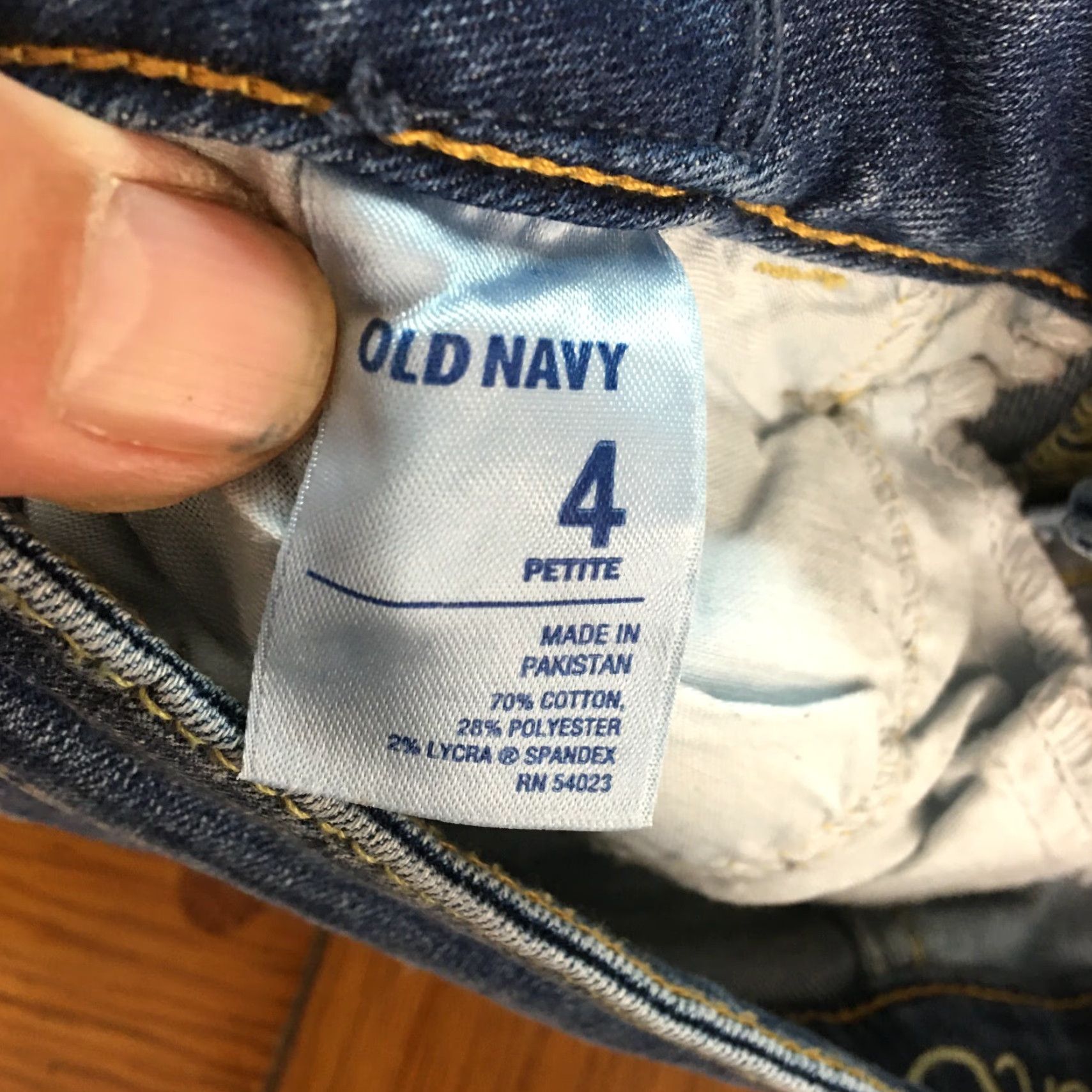 Old Navy Old Navy Rockstar Jeans Womens 4P Petite Blue Denim Straight Leg 28x27 Sportswear Rock Star Casual Denim Jeans Womens Size 4P Blue Size 27" / US 4 / IT 40 - 6 Thumbnail