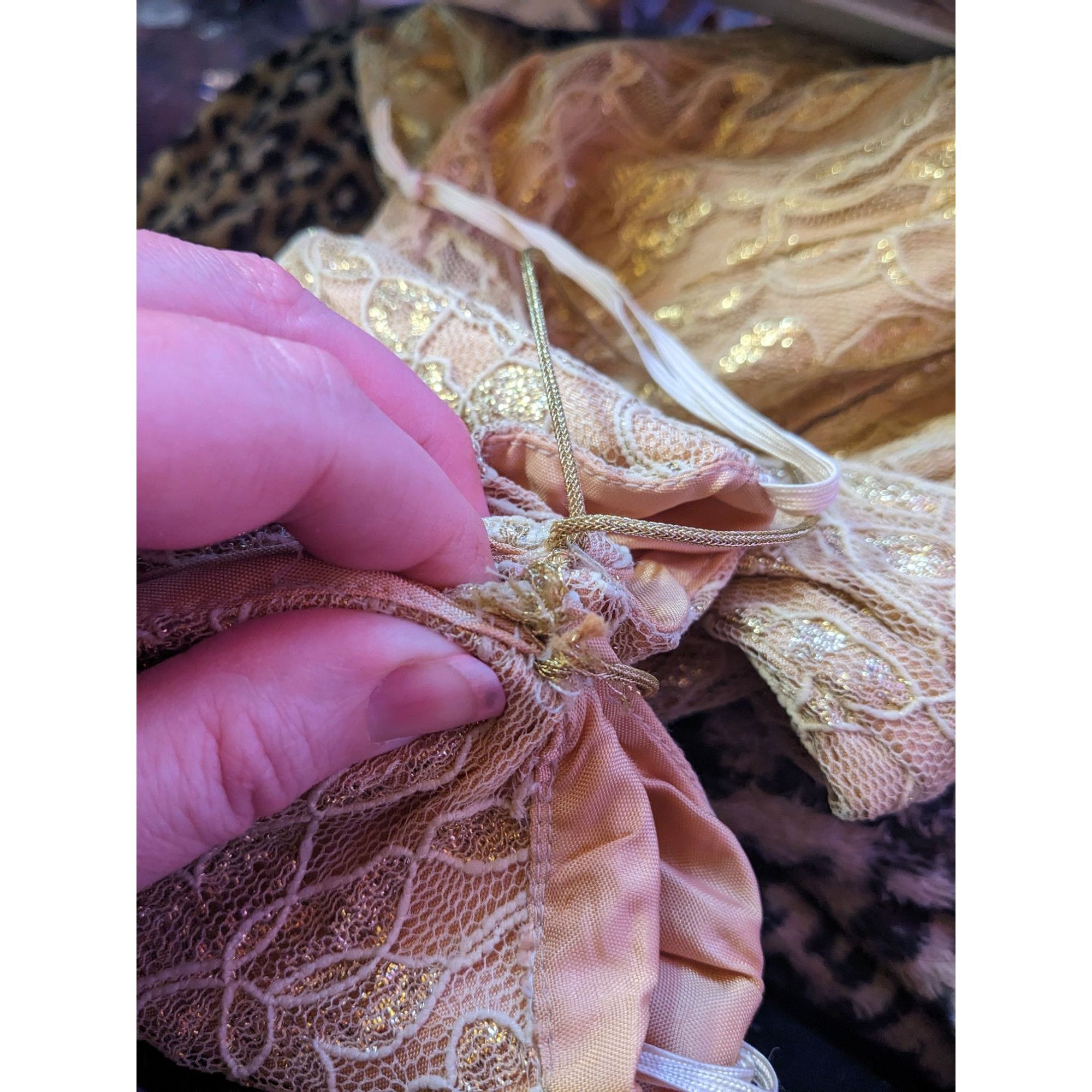 Other Vintage 90s Frederick's Of Holly Wood Gold Lace Dress Size S / US 4 / IT 40 - 8 Thumbnail