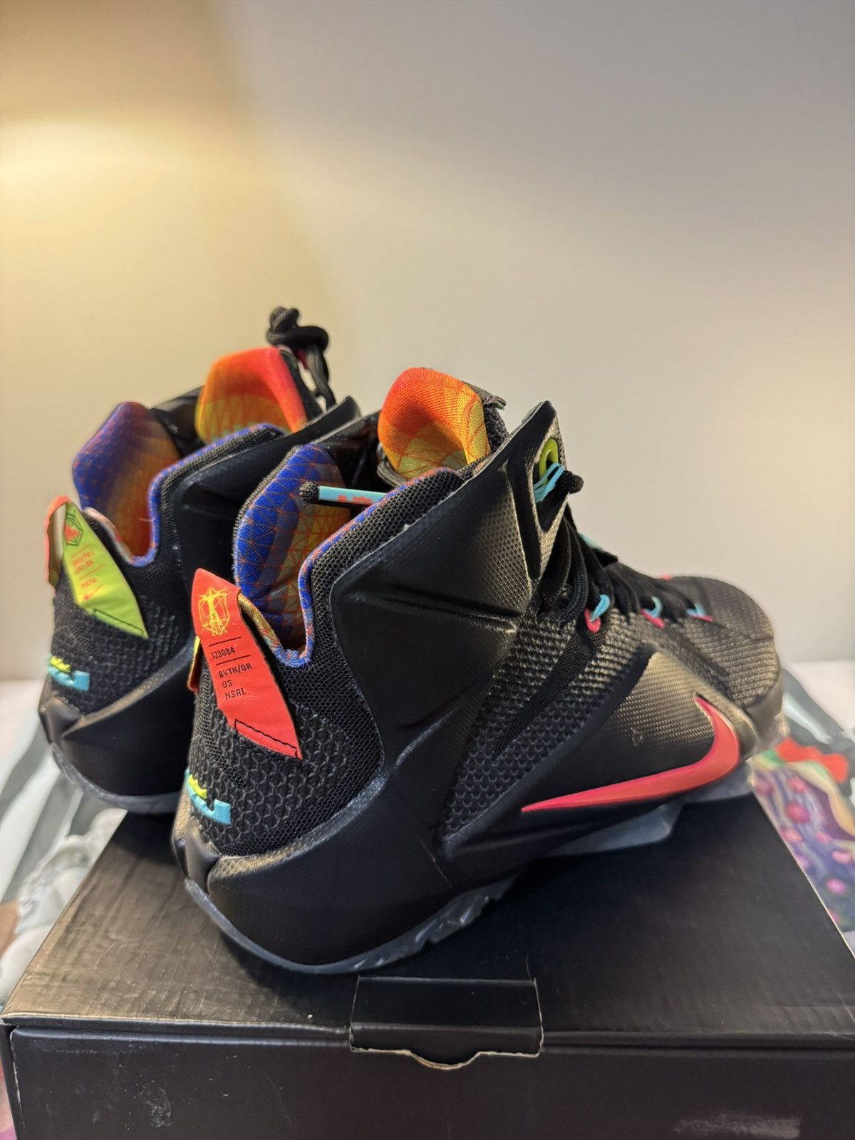 Nike LEBRON XII Mango Size US 10 / EU 43 - 6 Thumbnail