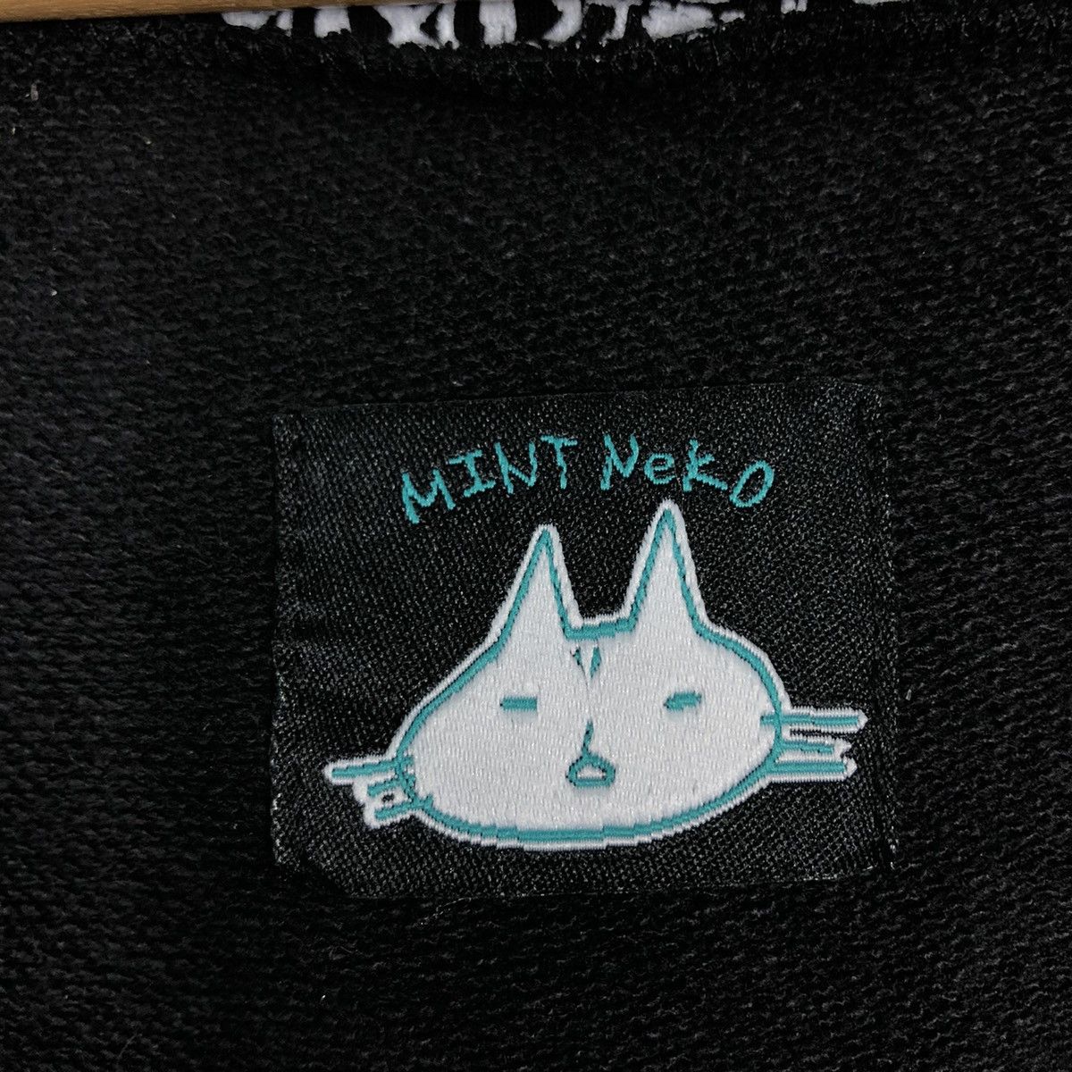 Cartoon Network × Japanese Brand 📌Hoodie Zipper Jacket Cartoon Mint Neko Big Logo Spell Out Size US M / EU 48-50 / 2 - 19 Thumbnail