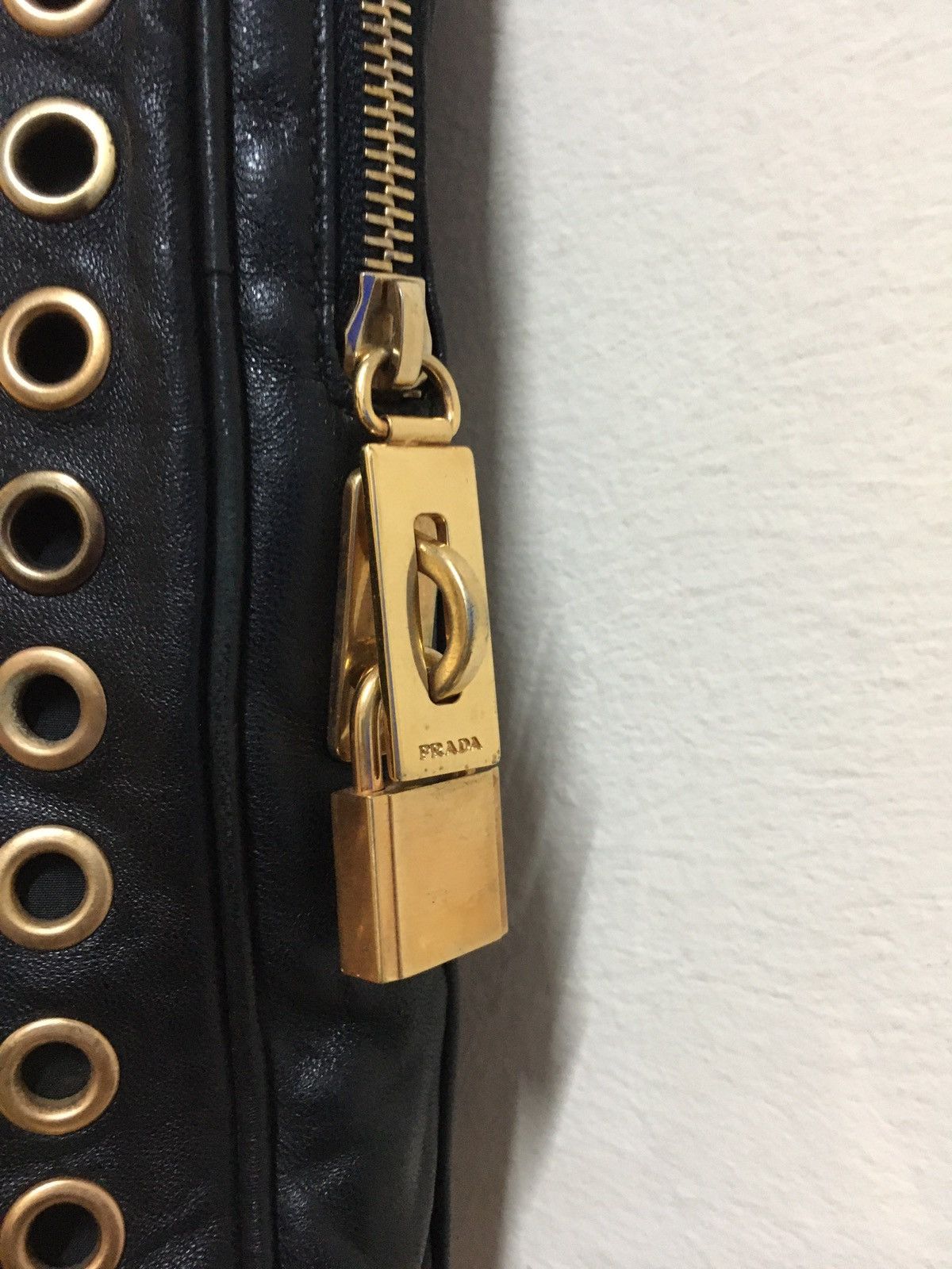 Prada Rare Prada with stud punk style leather bag Size ONE SIZE - 6 Thumbnail