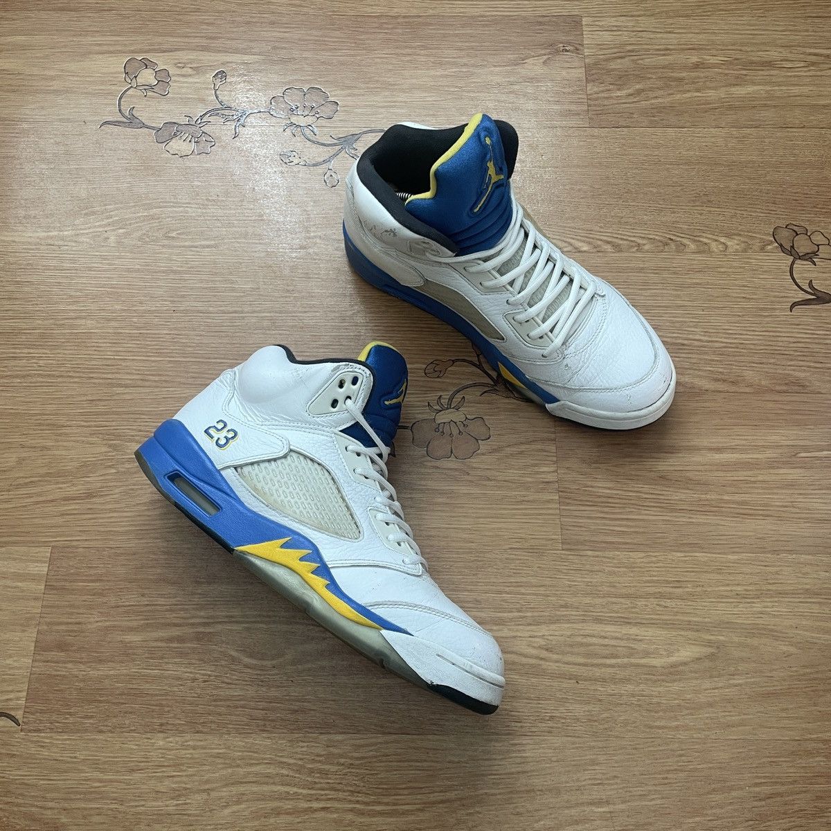 Jordan Brand Nike Air Jordan 5 Retro 2013 Laney Size US 9,5 136027-189 Size US 9.5 / EU 42-43 - 1 Thumbnail