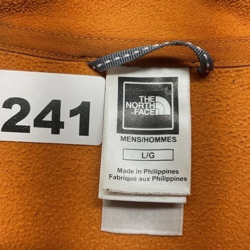 The North Face The North Face TKA100 1/4 Zip Fleece SweatShirts Men Size L Size US L / EU 52-54 / 3 - 2 Thumbnail