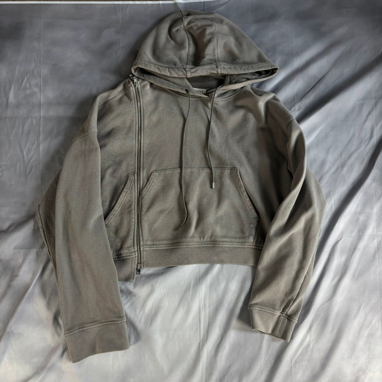 Maison Margiela Margiela 1 zip asymmetric hoodie grey cropped cool grey Size US XS / EU 42 / 0 - 1 Thumbnail