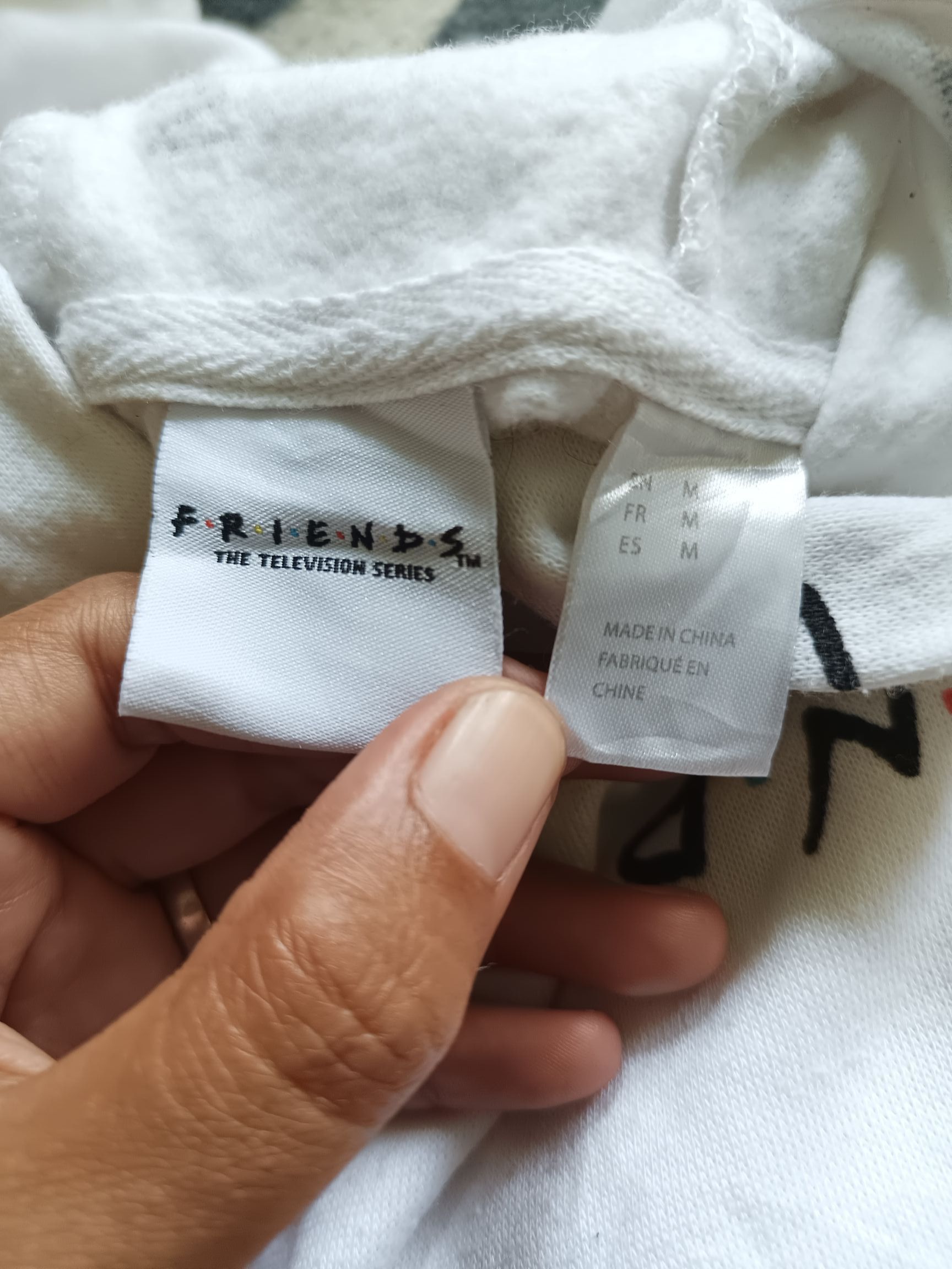 Other The Famous FRIENDS The Television Series White Hoodie Size US L / EU 52-54 / 3 - 10 Thumbnail