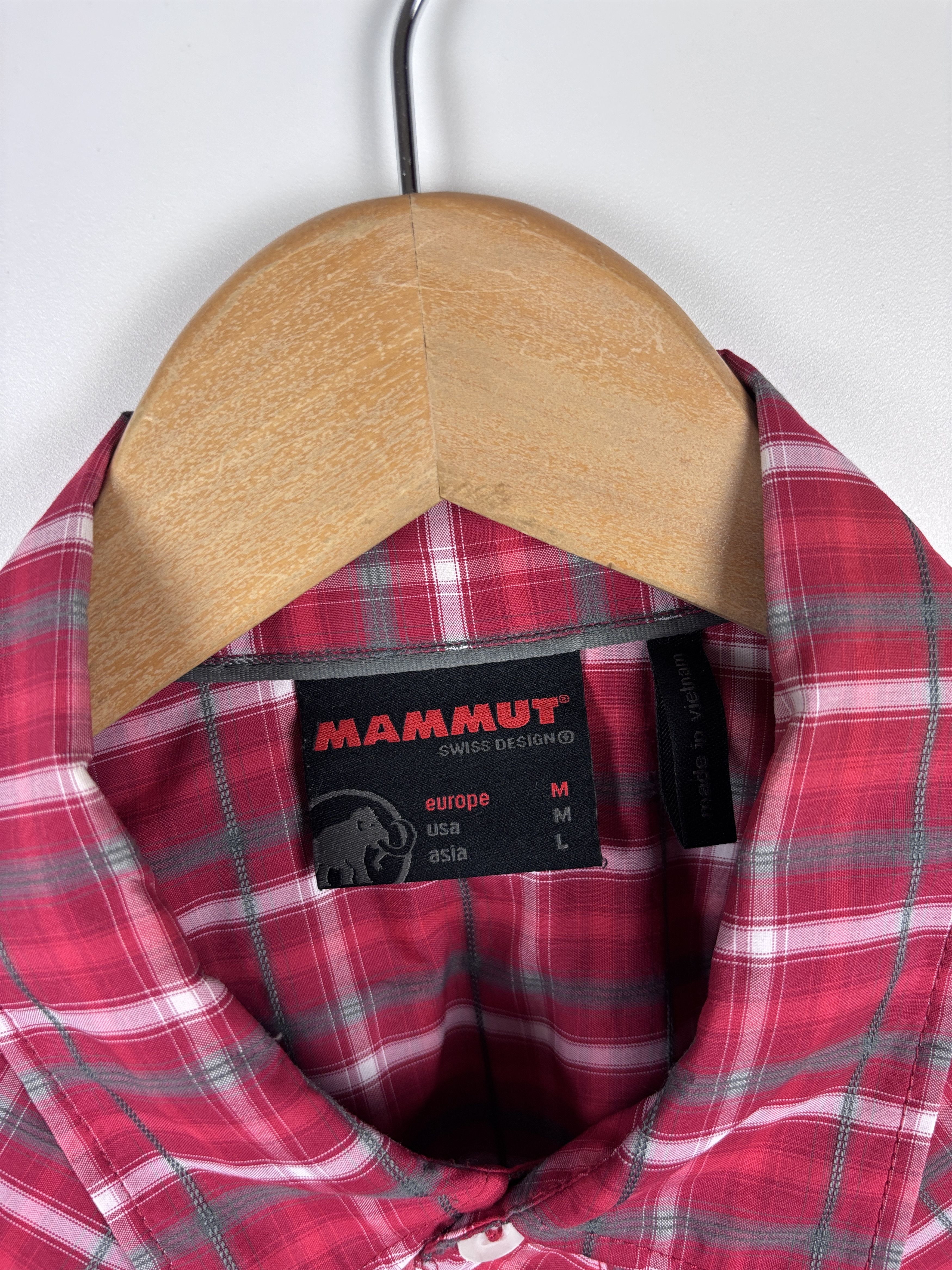 Mammut Mammut Short Sleeve Check Shirt Red Outdoor Hiking Size M Size US M / EU 48-50 / 2 - 5 Thumbnail