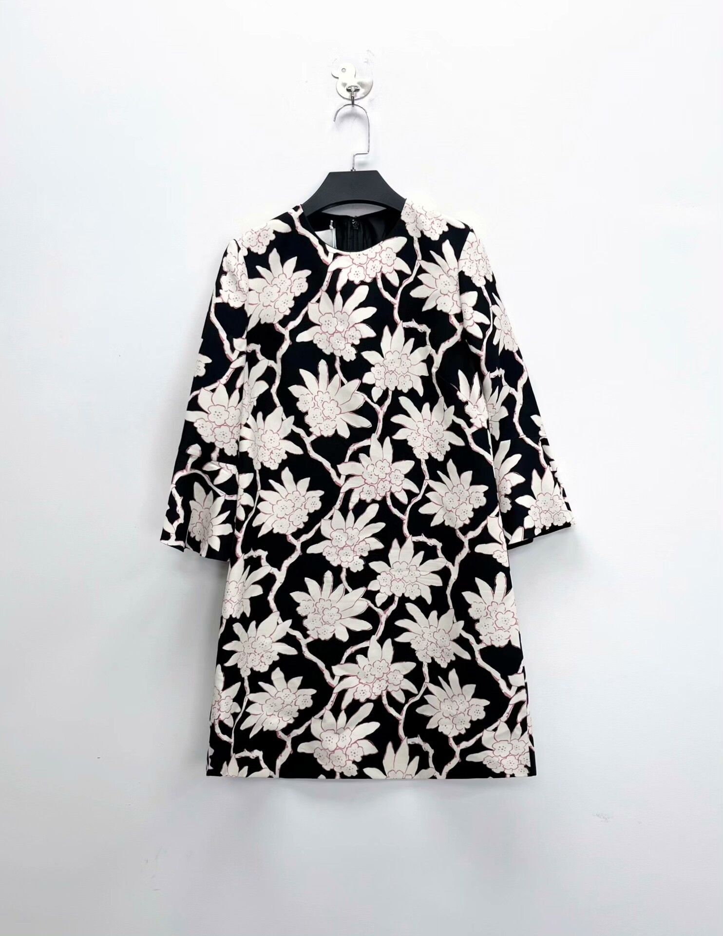 Valentino Valentino Floral Multi Dress 38 Women Size S / US 4 / IT 40 - 1 Thumbnail