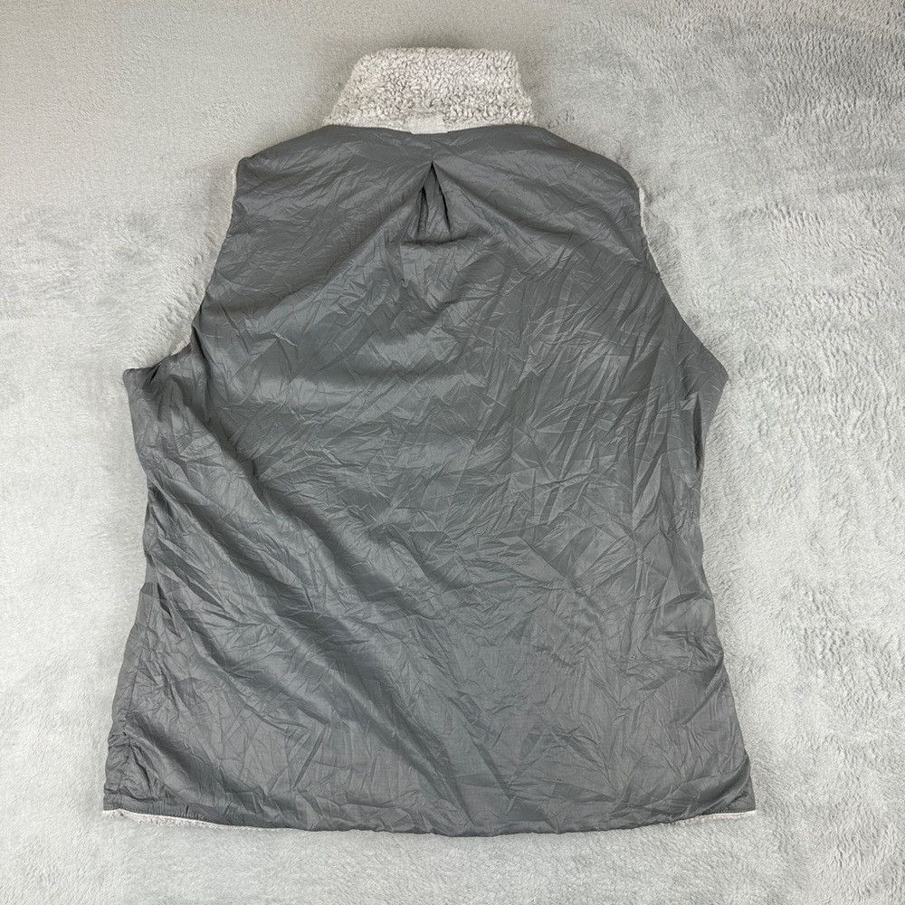 Patagonia Patagonia Fleece Reversible Vest Women’s Size L Size L / US 10 / IT 46 - 7 Thumbnail