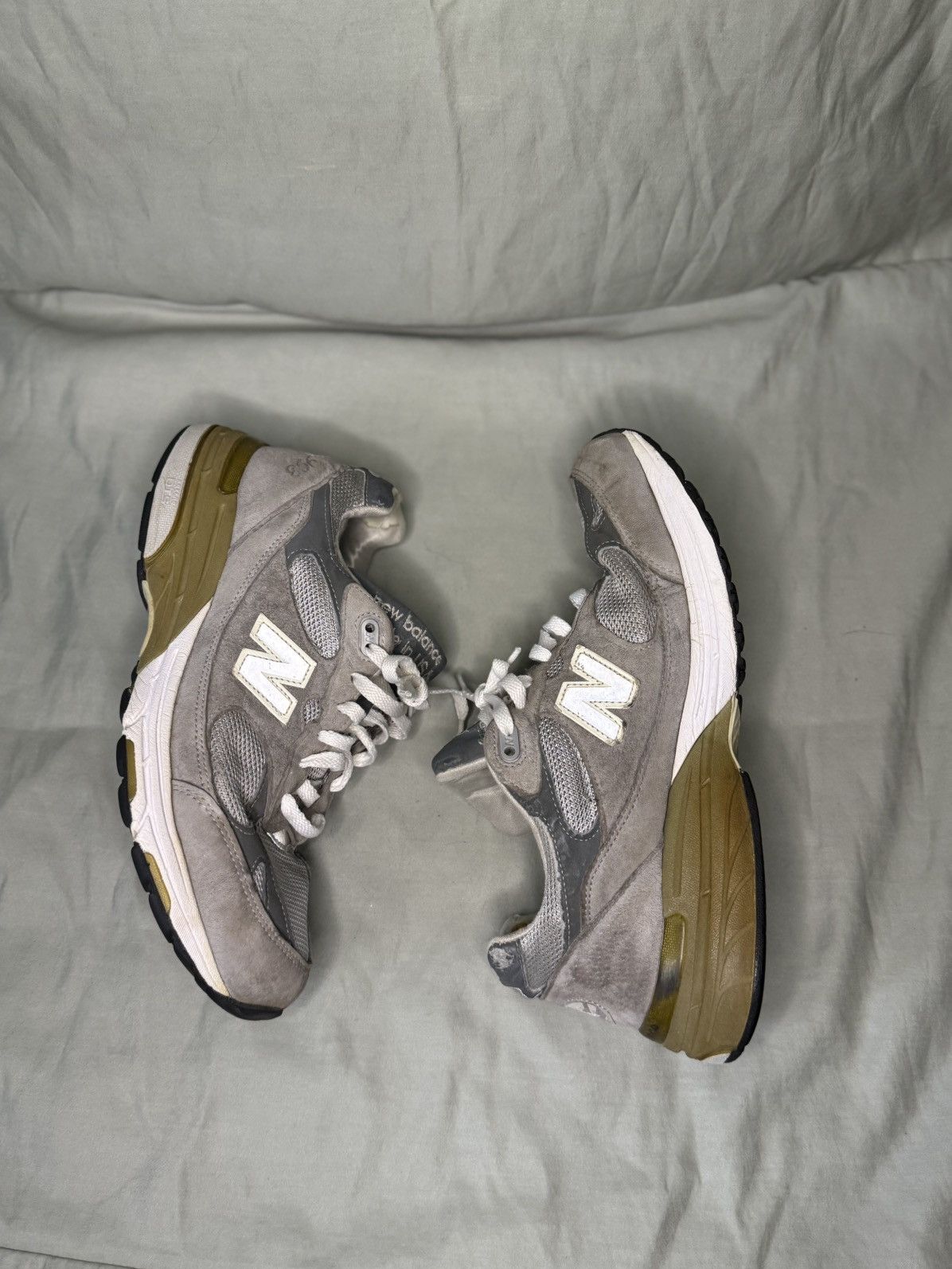 New Balance RARE New Balance 993 Made In USA Gray/White Men Sneakers MR993GL - SZ 7M / 4E Size US 7 / EU 40 - 6 Thumbnail