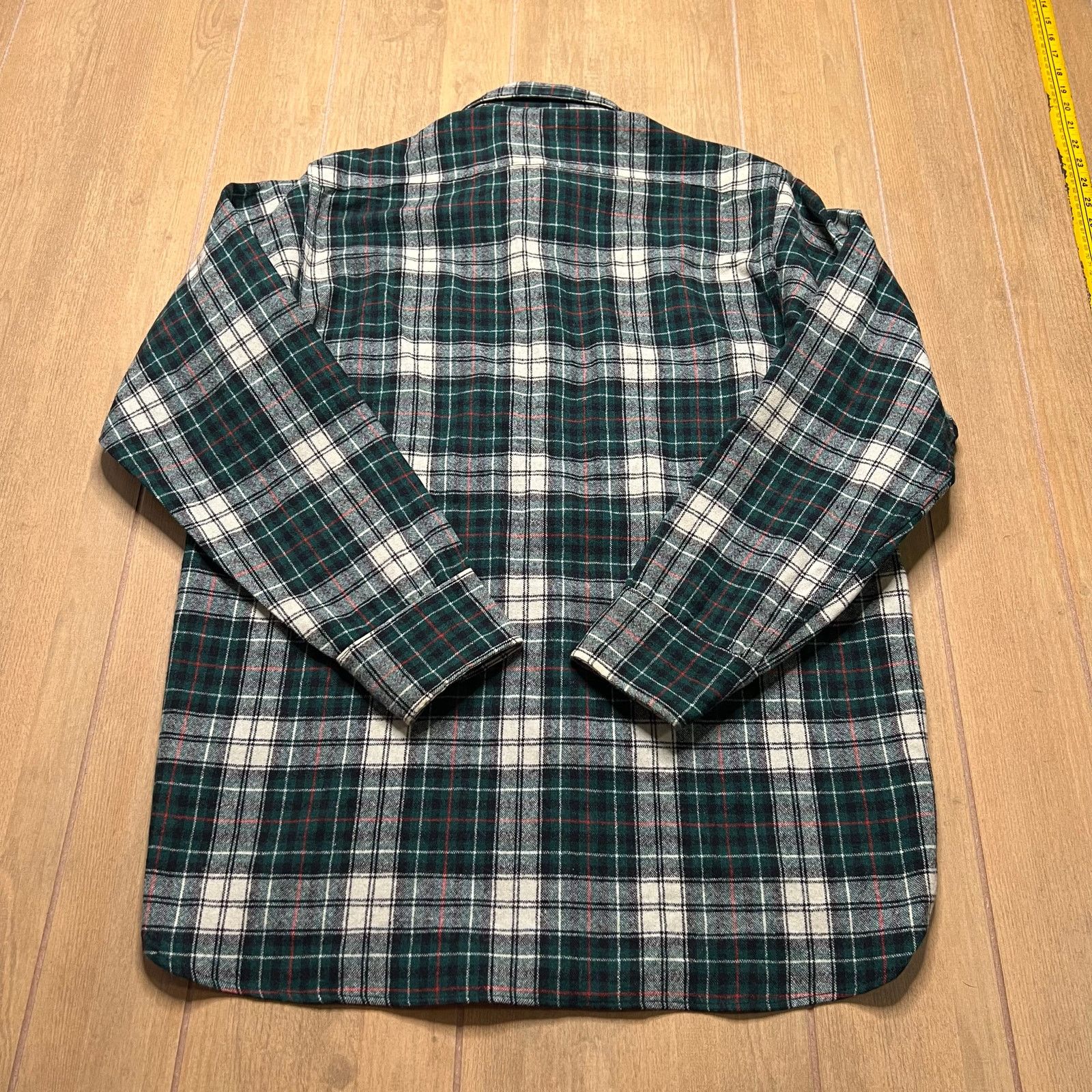Woolrich Woolen Mills Woolrich Plaid Wool Shirt Flannel Mens Medium Green Lined Size US M / EU 48-50 / 2 - 5 Thumbnail
