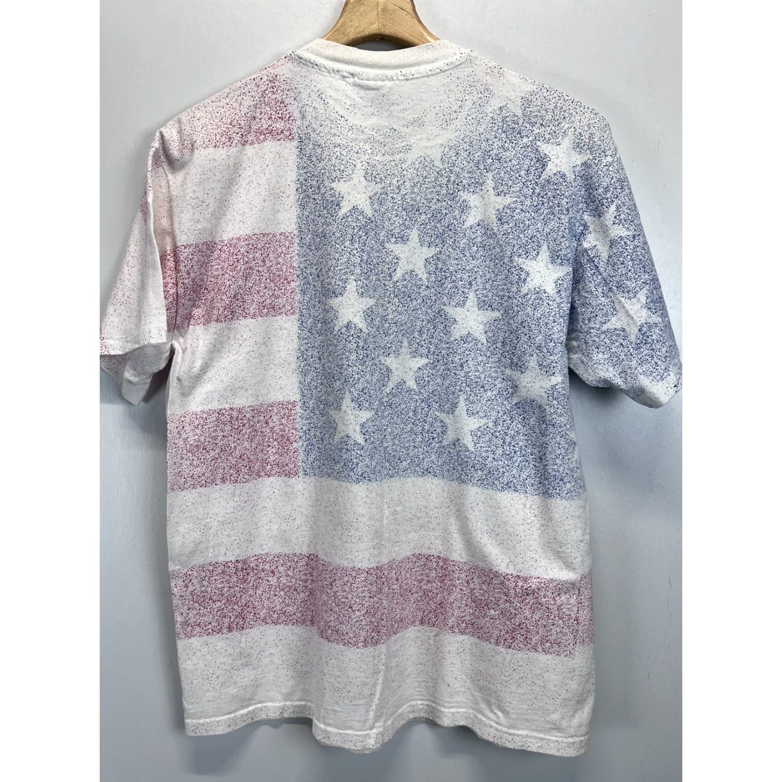 Hanes VINTAGE Hanes T-Shirt Atlanta Olympics 1996 Shirt Adult Large Red White Blue GUC Mens Size US L / EU 52-54 / 3 - 2 Thumbnail