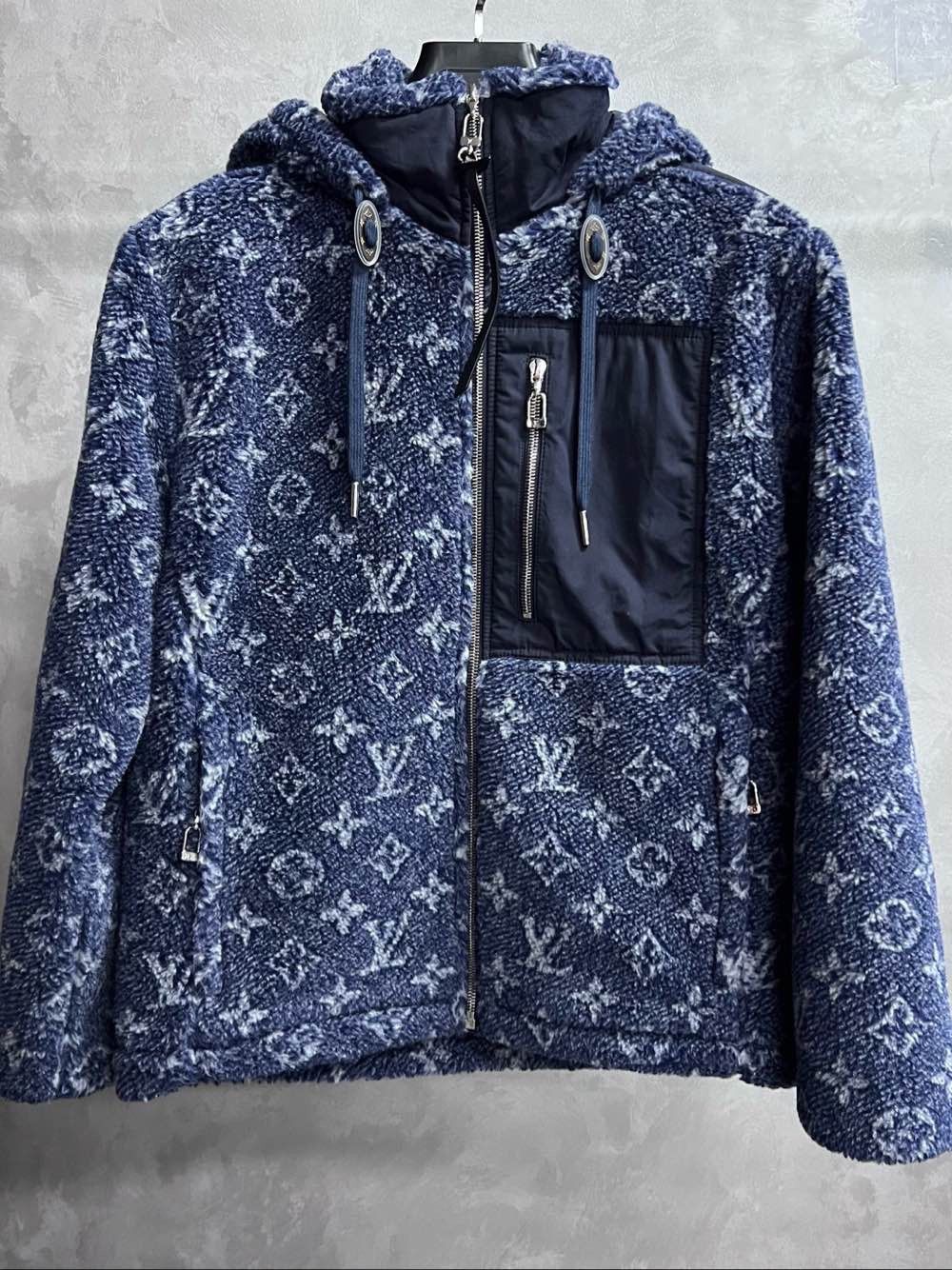 Louis Vuitton Louis Vuitton Monogram Fleece Zip Jacket Size 38 Size S / US 4 / IT 40 - 1 Thumbnail