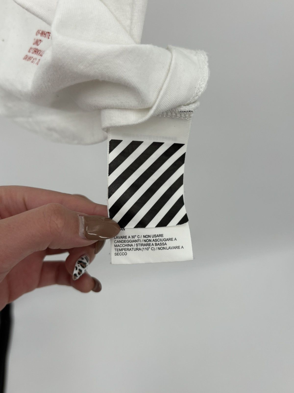 Off-White Off White SS19 Red Logo Tshirt Size US L / EU 52-54 / 3 - 7 Thumbnail