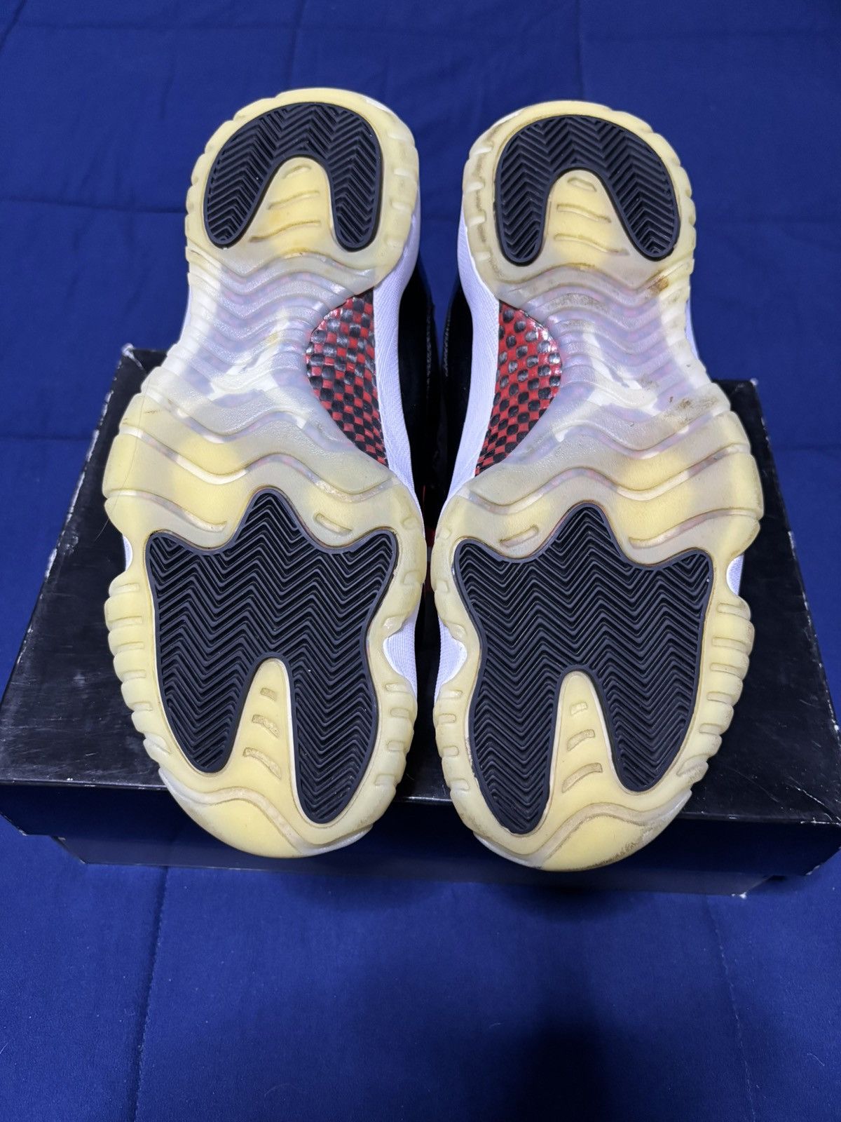 Jordan Brand Jordan 11 Retro Low 72-10 2022 Size 8.5 Size US 8.5 / EU 41-42 - 5 Thumbnail