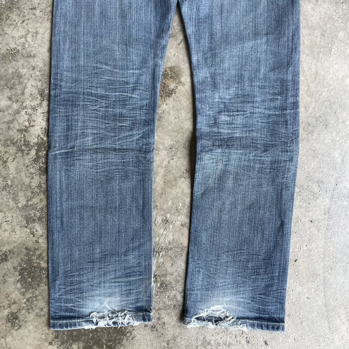 Levi's Vintage Clothing 🔥Vintage Levis 504 Stoned Washed Ripped Distress Denim Jeans Size US 34 / EU 50 - 6 Thumbnail