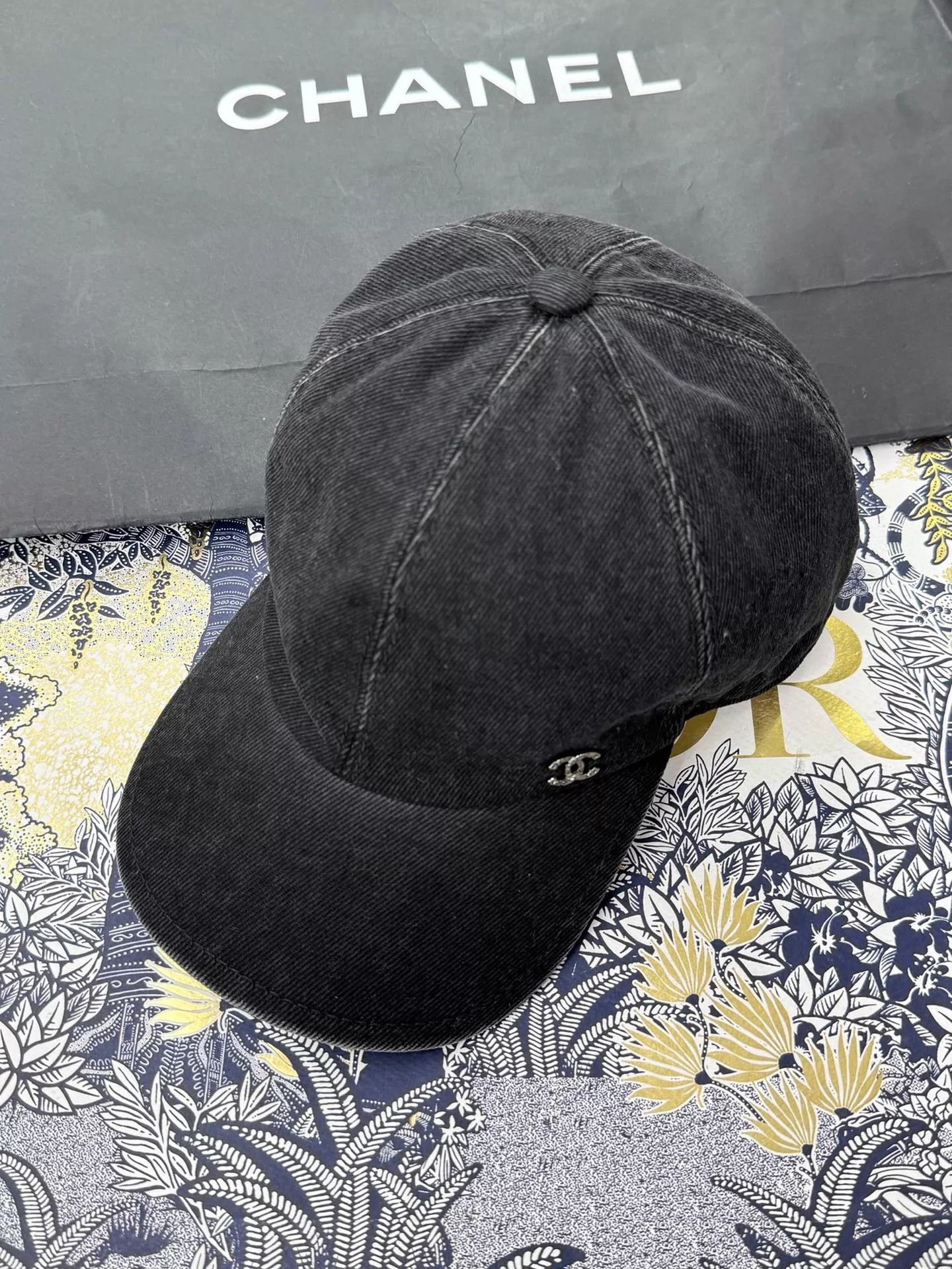 Chanel Chanel Washed Denim Unisex Adjustable 55-60 Baseball Cap Size ONE SIZE - 3 Thumbnail