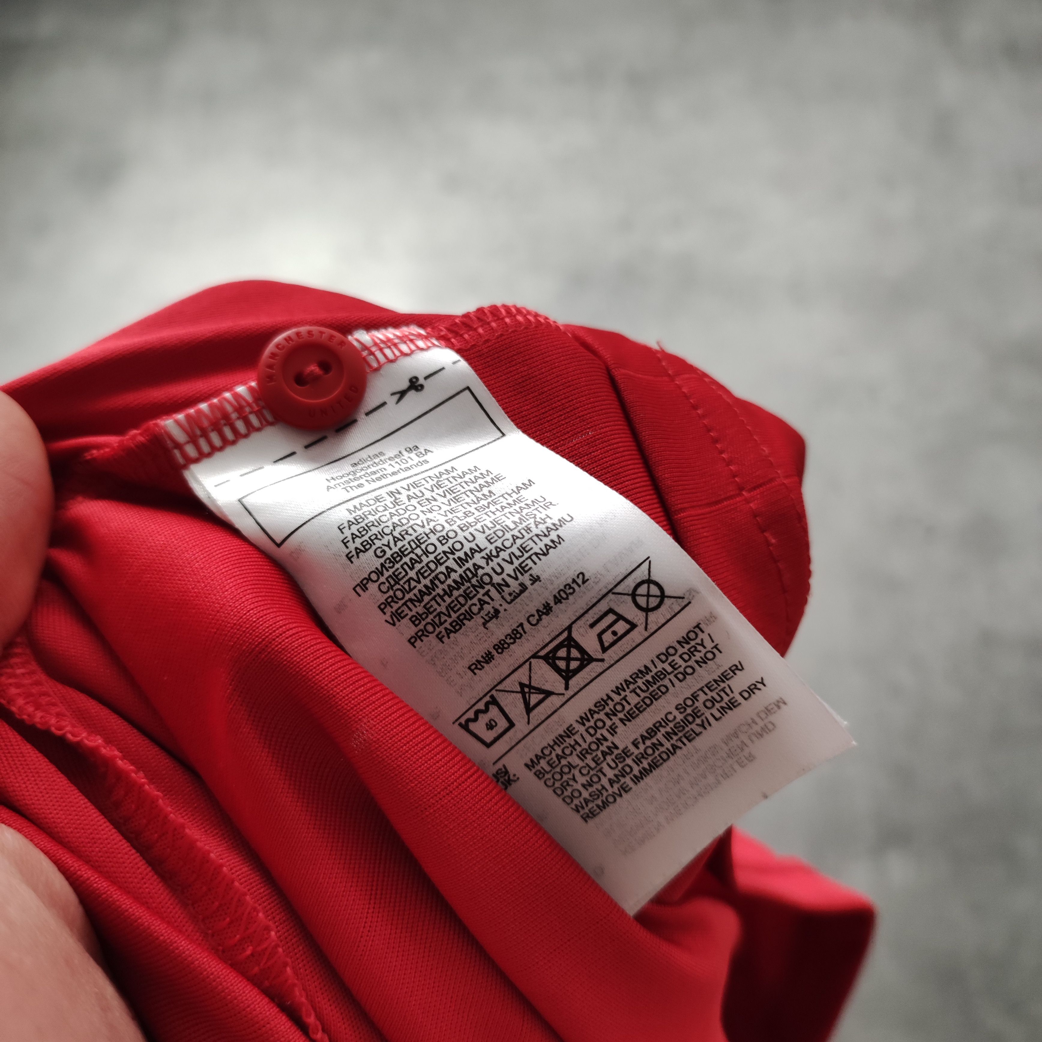 Adidas RARE Manchester United x Adidas 2022 Home Football Jersey Size US L / EU 52-54 / 3 - 7 Thumbnail