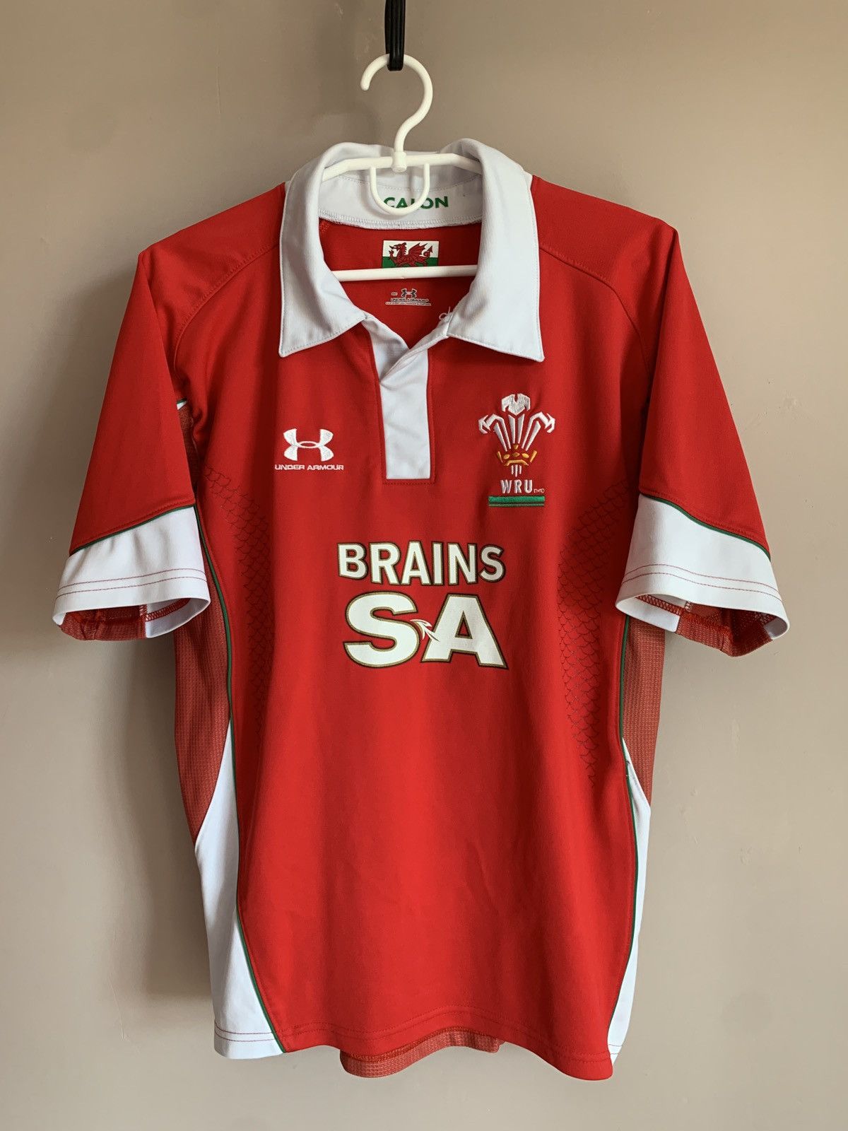 Under Armour Wales 2008 Home Rugby Union Shirt Under Armour Jersey Sz S Size US S / EU 44-46 / 1 - 1 Thumbnail