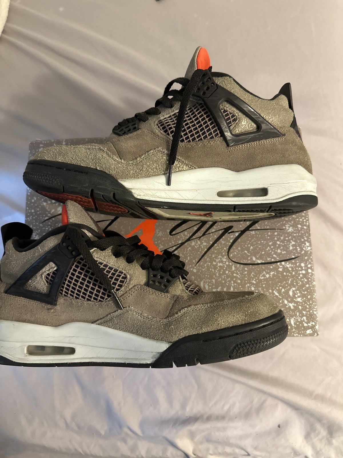 image of Jordan Brand 4 Taupe Haze Shoes in Brown, Men's (Size 11)