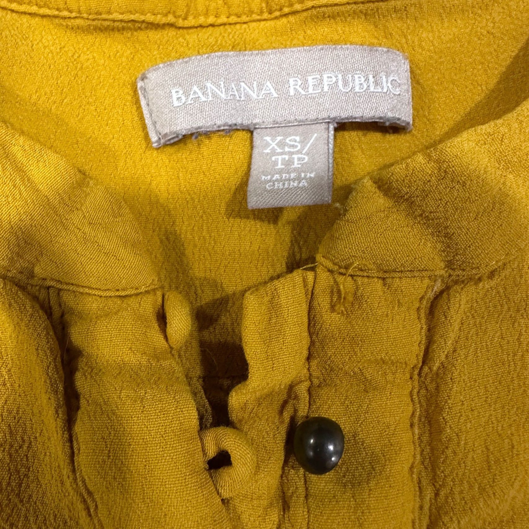 Banana Republic Banana Republic Tunic Blouse XS Petites Yellow Henley 3/4 Sleeve MISSING BUTTONS Size XS / US 0-2 / IT 36-38 - 3 Thumbnail