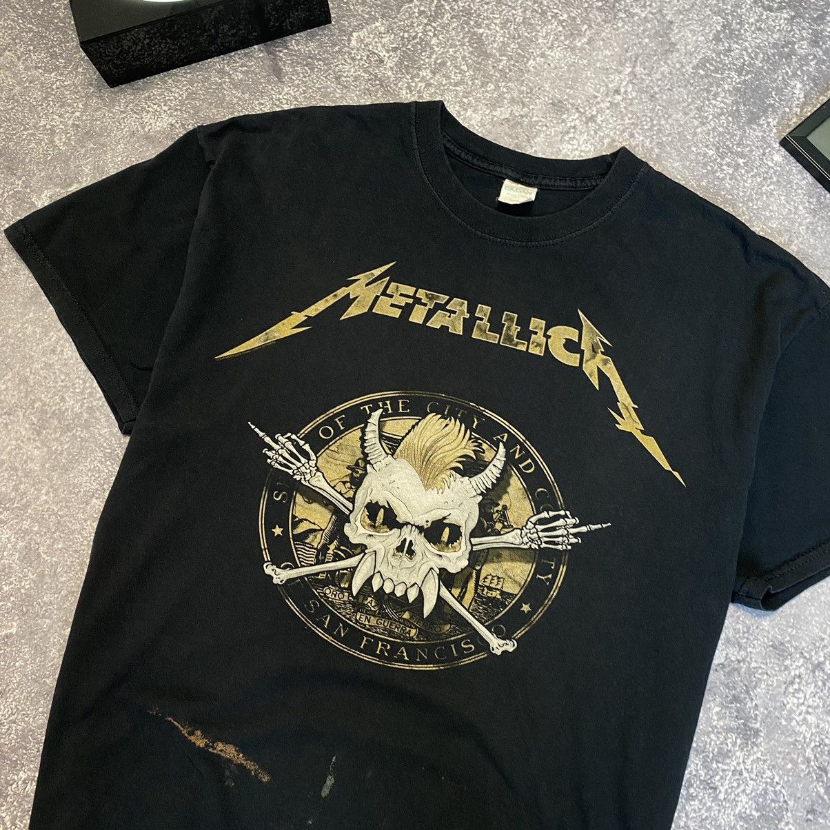 Band Tees Vintage Metallica 2018 Big Logo Rock Band Rare tee Size US M / EU 48-50 / 2 - 3 Thumbnail