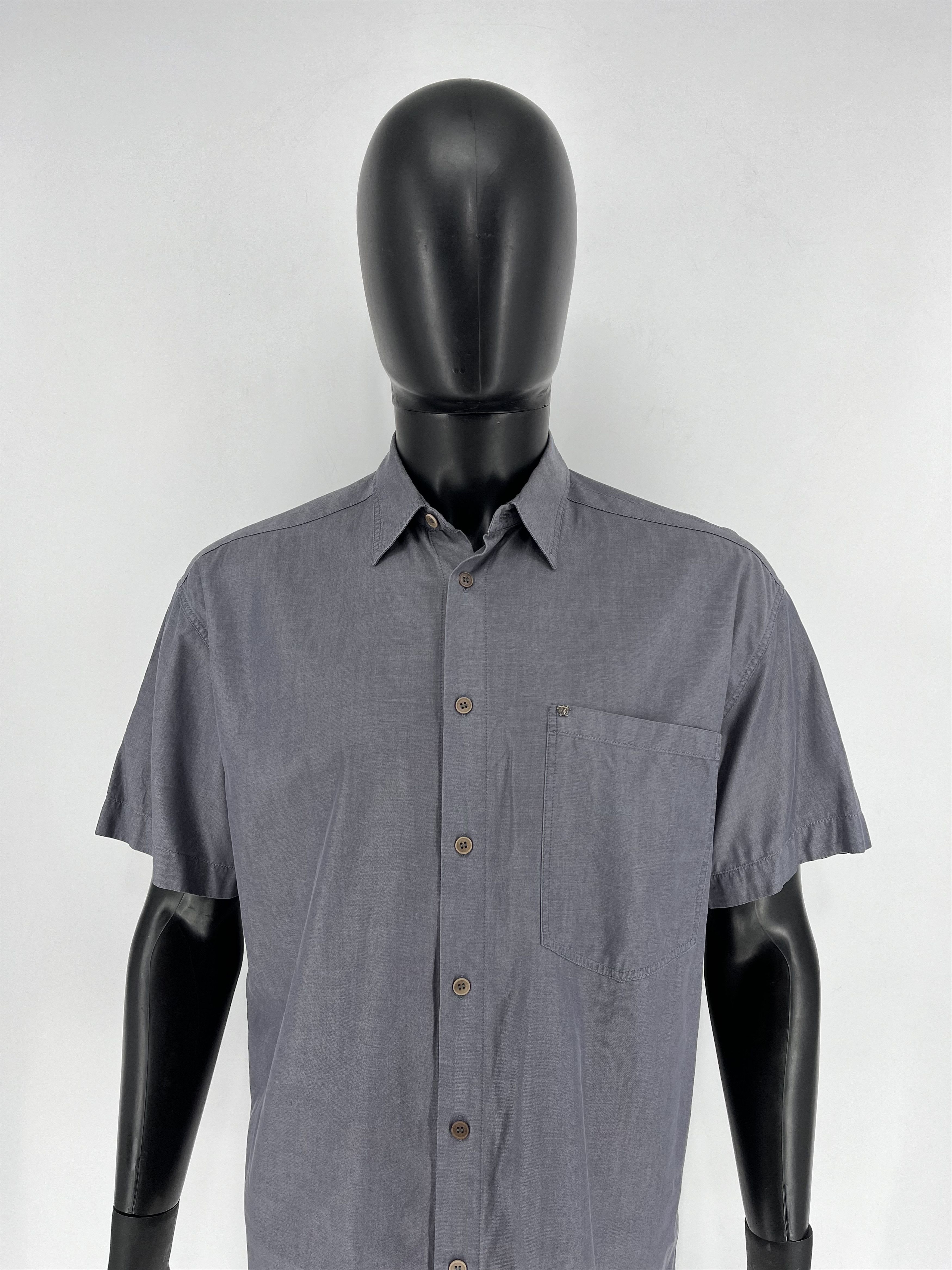 Versace Vintage Versace Classic Structure Silk Shirt 90s Size US S / EU 44-46 / 1 - 1 Thumbnail