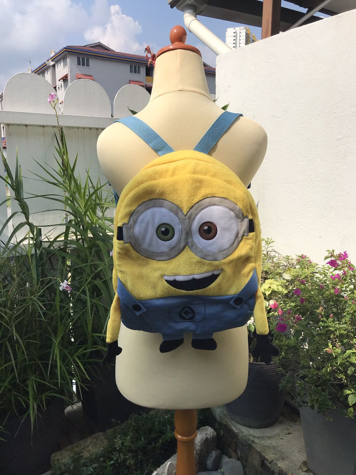 Japanese Brand DESPICABLE ME 3 MINIONS ESCAPE PREMIUM PLUSH BACKPACK Size ONE SIZE - 2 Thumbnail