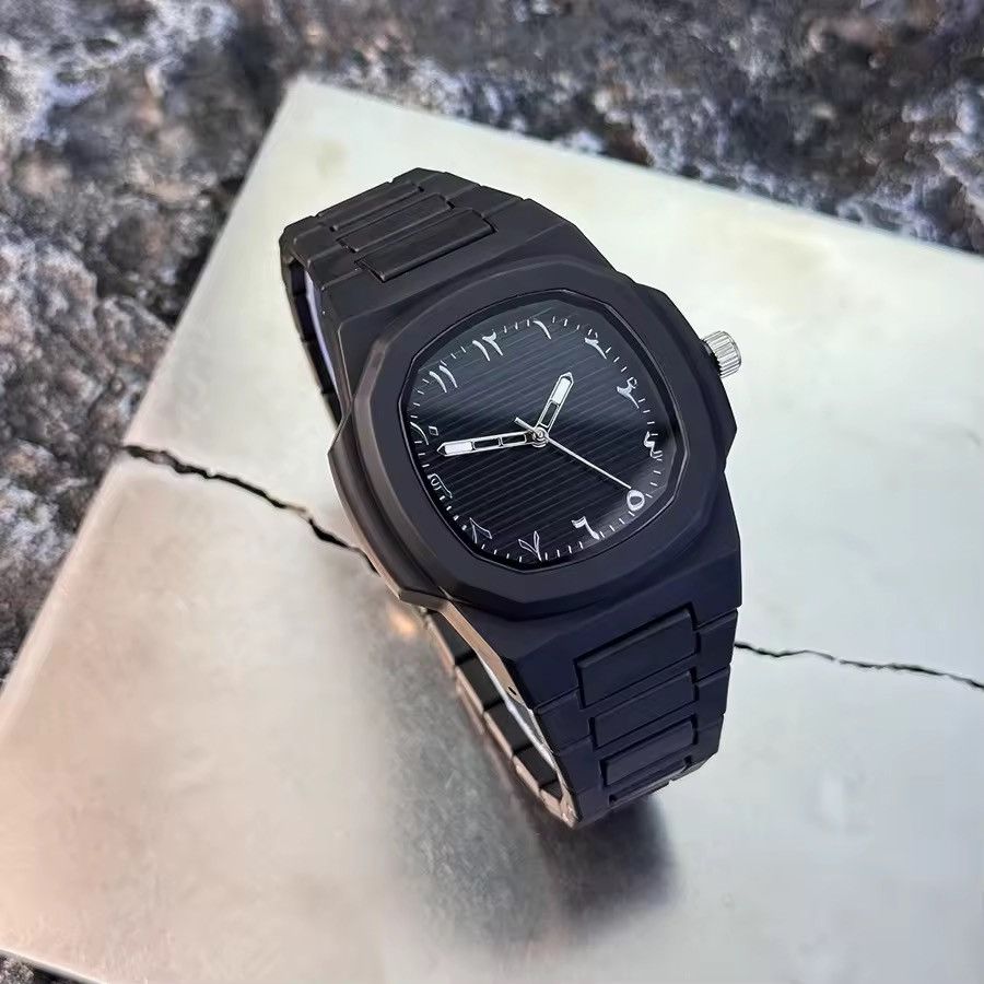 Vintage Arabic Numerals Dial Watch Size ONE SIZE - 3 Thumbnail