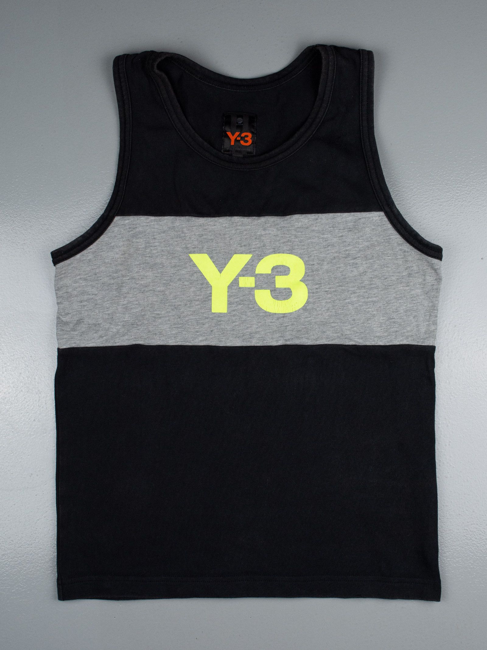 Y-3 Y-3 S/S 2004 men's logo tank top - size XS Size US XS / EU 42 / 0 - 1 Thumbnail