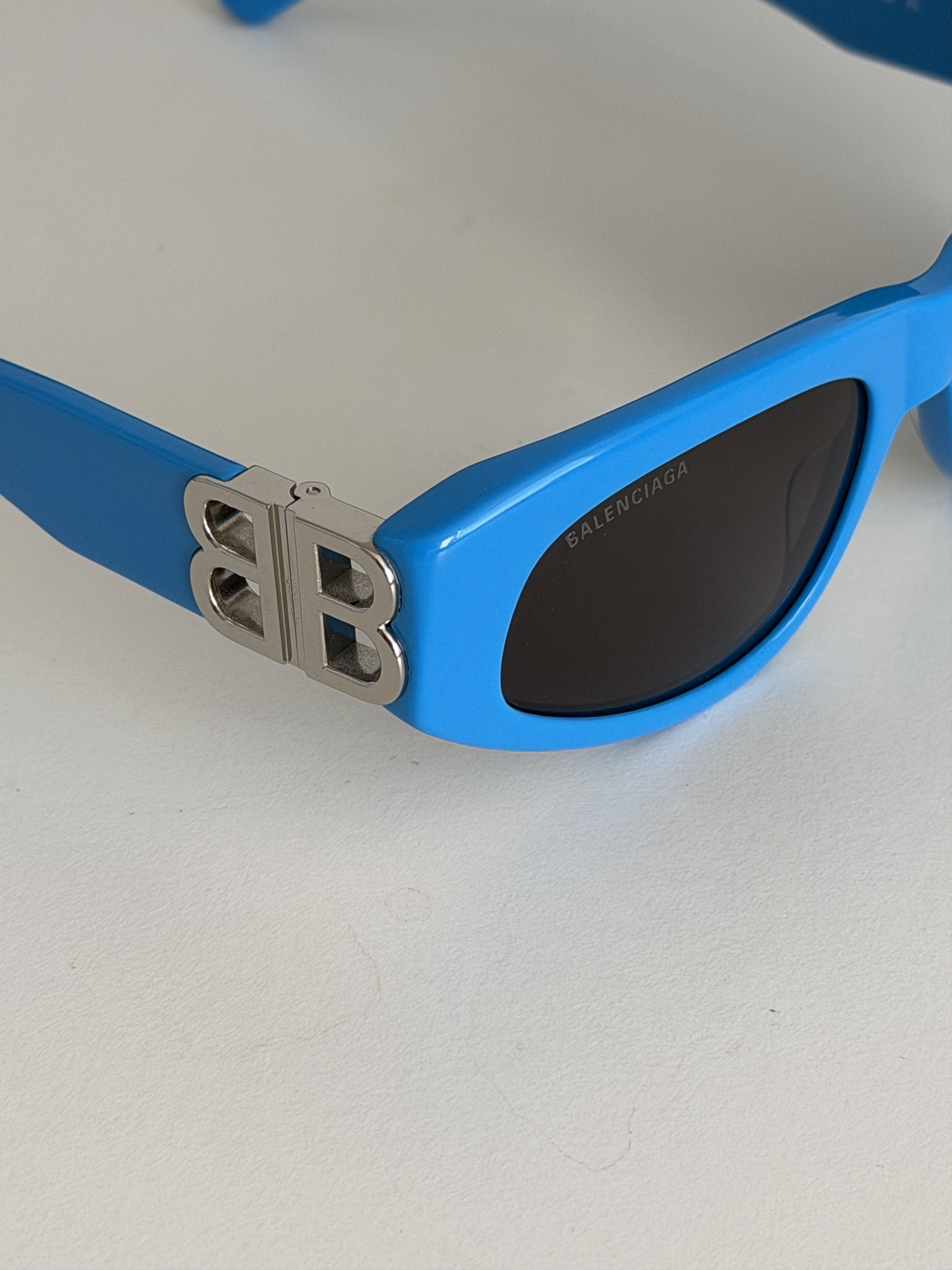 Balenciaga Balenciaga BB logo Sunglasses Size ONE SIZE - 7 Thumbnail