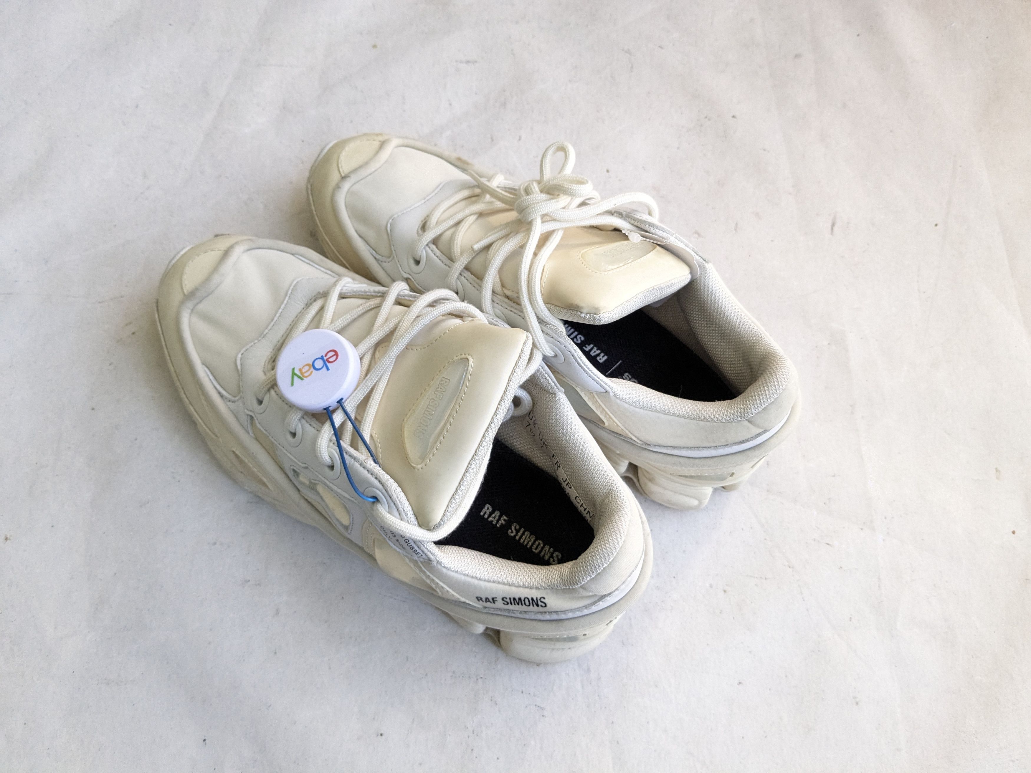 Adidas × Raf Simons Adidas x Raf Simons Ozweego Bunny 7.5 White Size US 7.5 / EU 40-41 - 10 Thumbnail