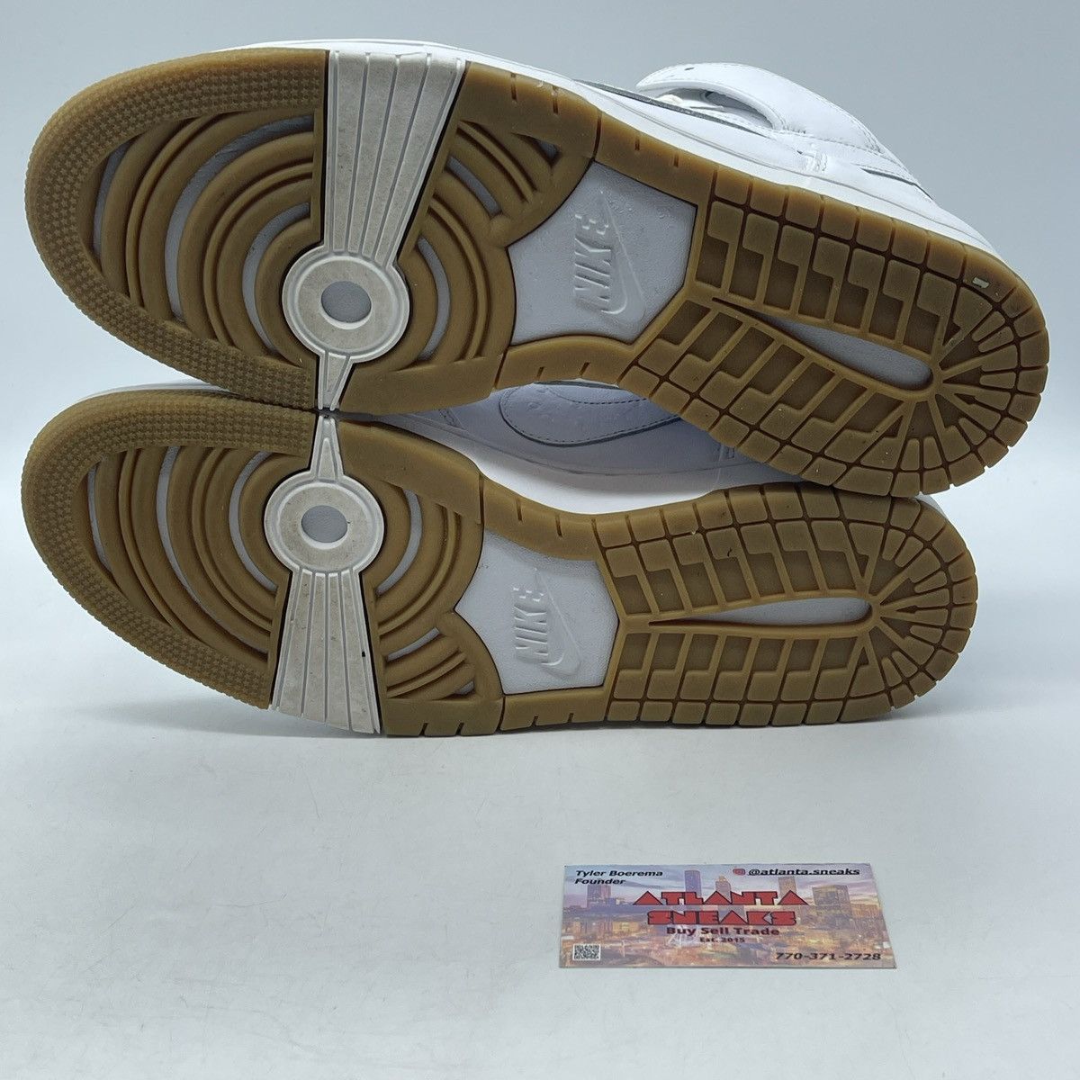 Nike Dunk comfort white pack Size US 12 / EU 45 - 7 Thumbnail