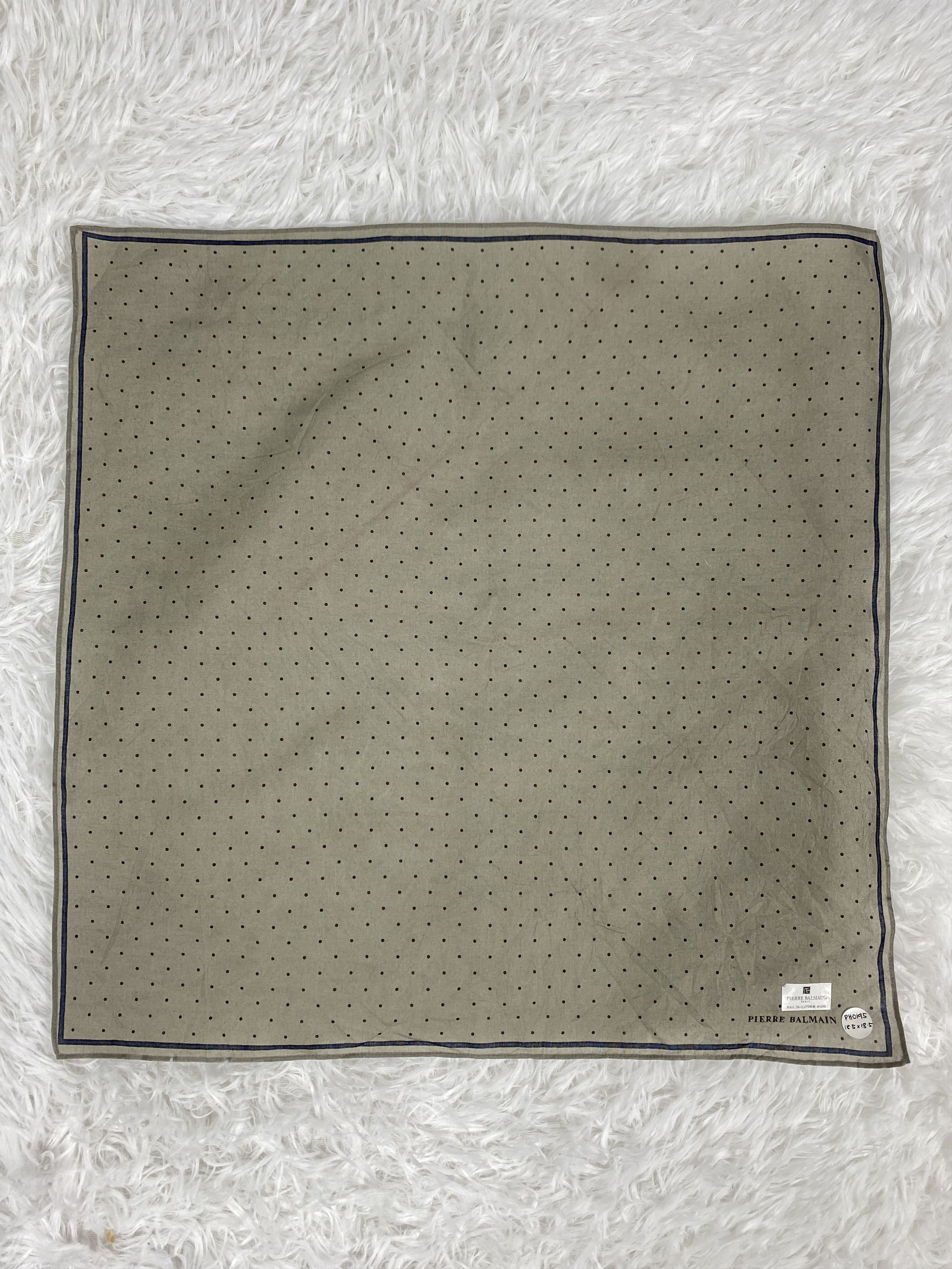 Pierre Balmain × Vintage Vintage Pierre Balmain Handkerchief Neckerchief PH0095 Size ONE SIZE - 3 Thumbnail