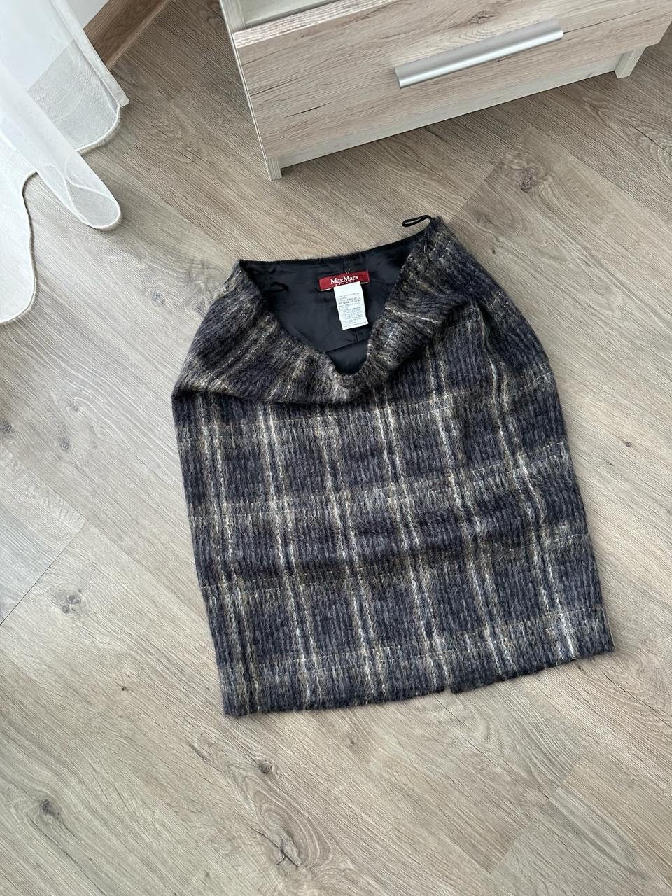 Max Mara × Vintage Vintage Max Mara Lana Wool Skirt Size 30" / US 8 / IT 44 - 4 Thumbnail