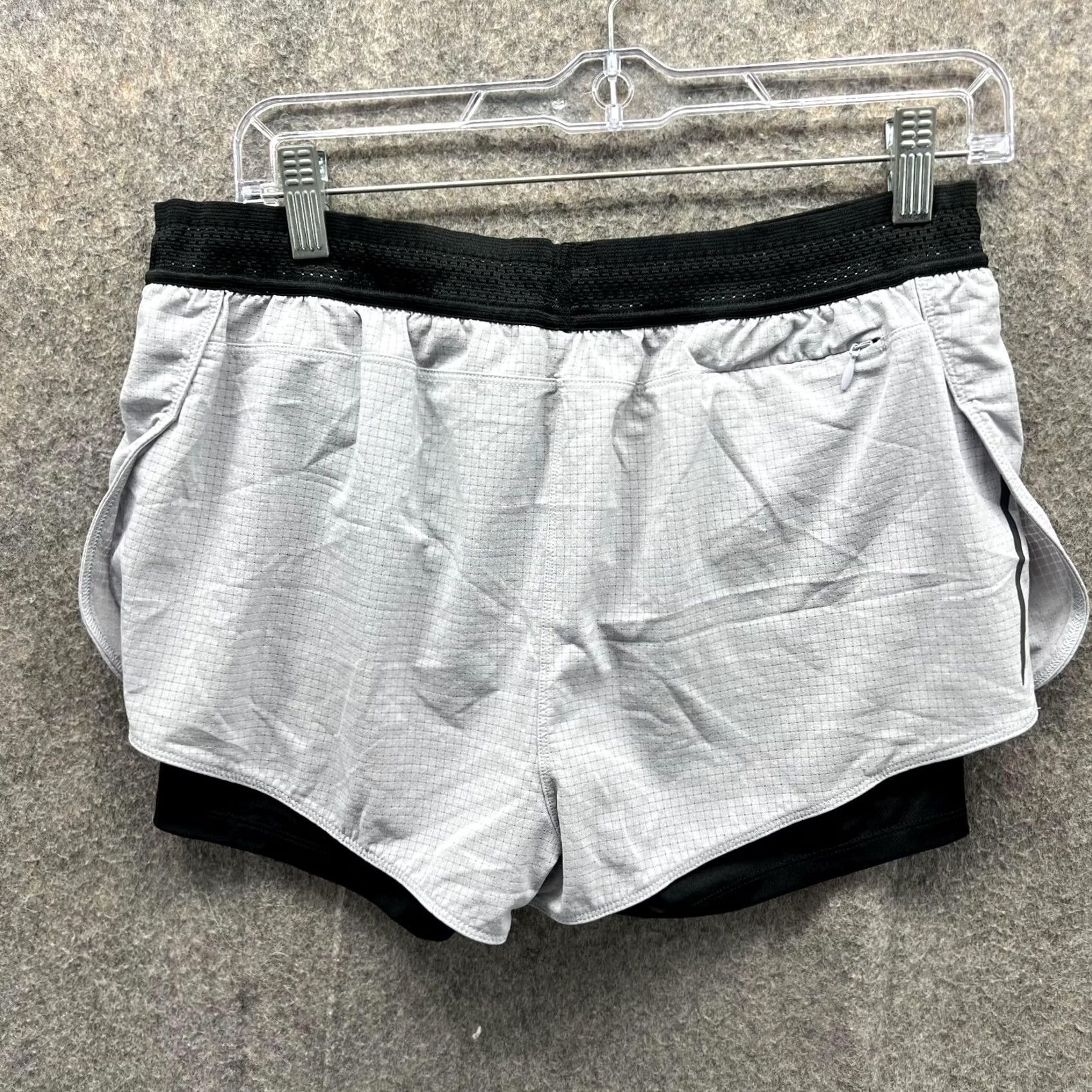 Reebok Reebok Shorts Women M Gray Black Athletic Gym CrossFit Spandex Lined Size 32" / US 10 / IT 46 - 6 Thumbnail