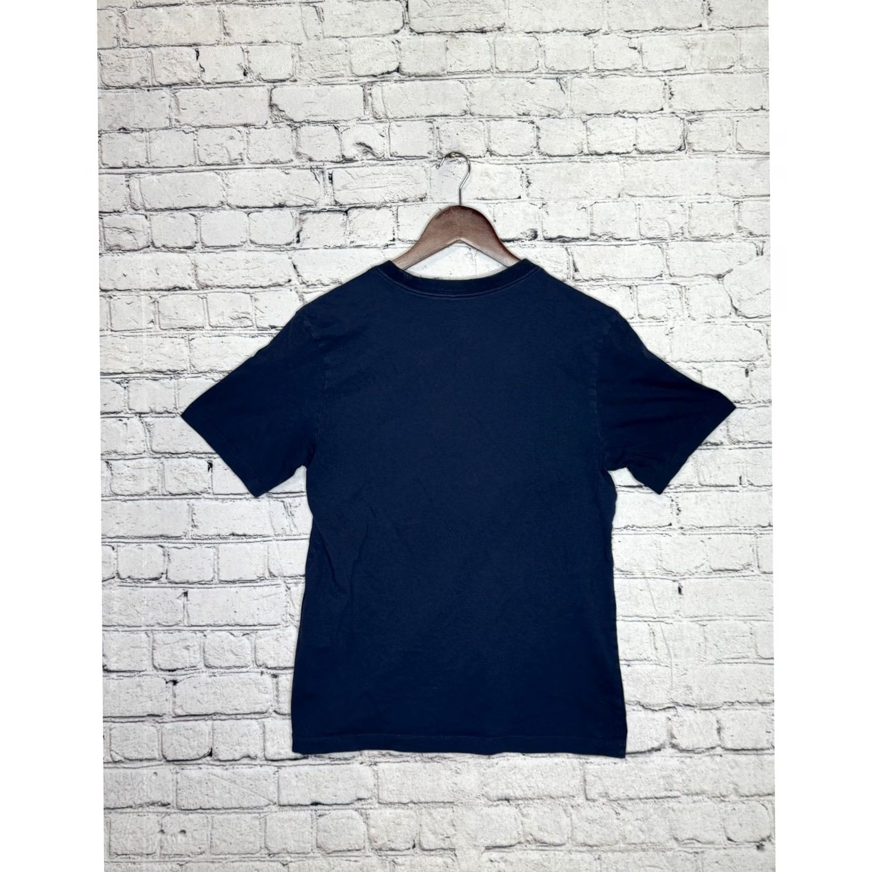 Nike Nike Men T-Shirt Short Sleeve The Nike Tee Size S Blue Graphic Print Logo Crew Neck Dri-Fit Cotton Blend Jersey Vintage No Size US S / EU 44-46 / 1 - 5 Thumbnail