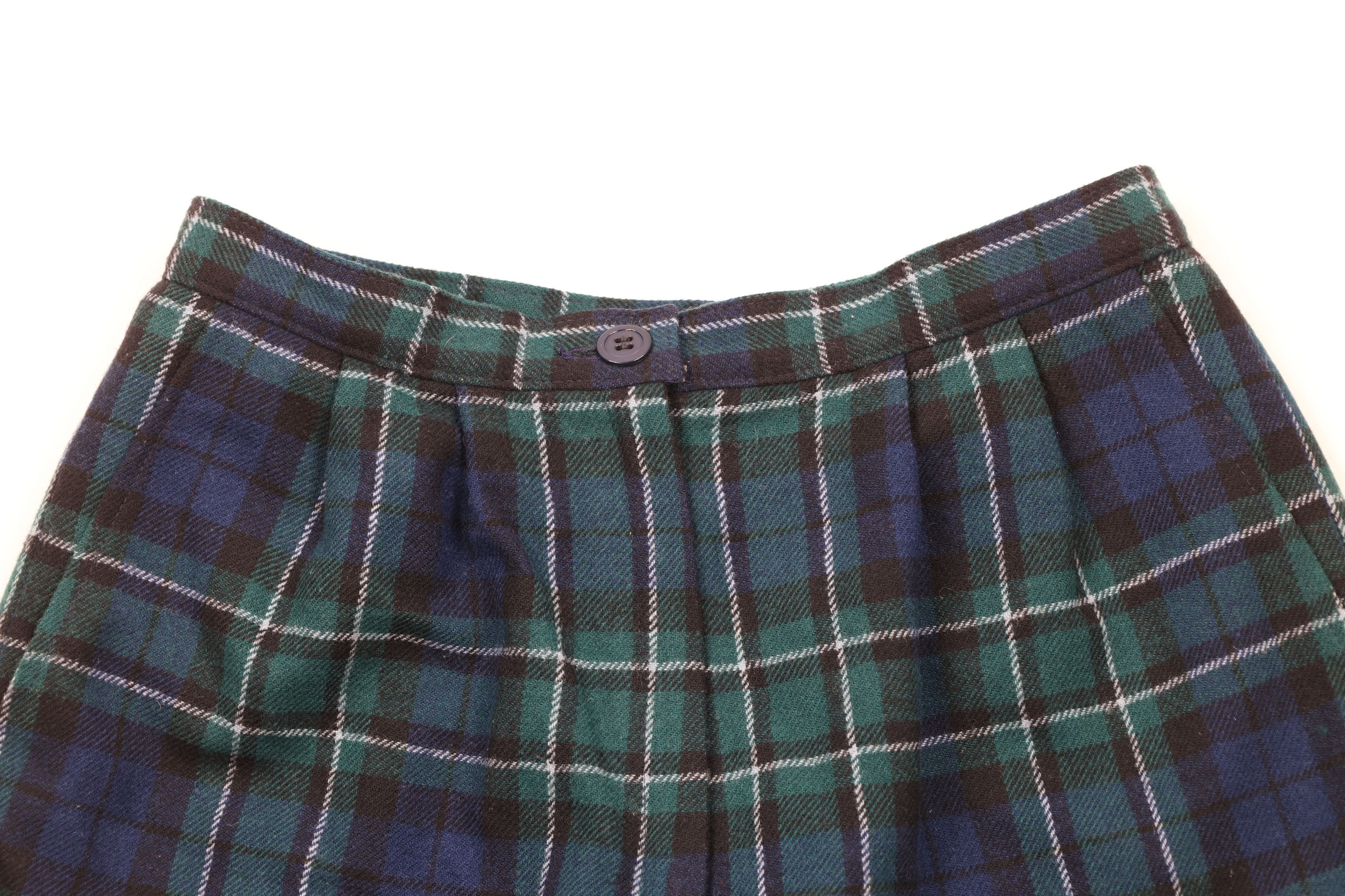 Pendleton × Vintage Vintage 70s Pendleton Wool Maccallum Tartan Plaid Shorts USA Size 32" / US 10 / IT 46 - 2 Thumbnail