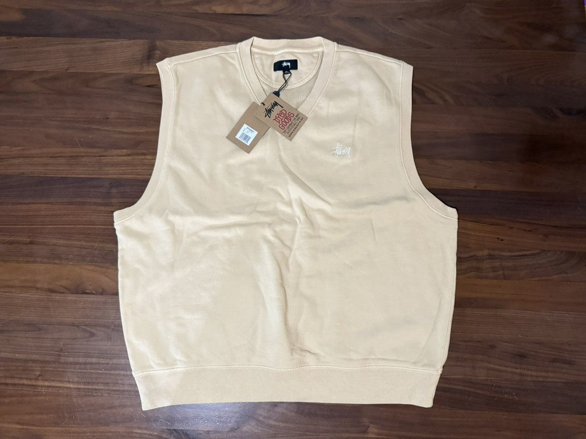 Stussy STÜSSY Stussy Embroidered Script Logo Cotton Vest Size XL Size US XL / EU 56 / 4 - 1 Thumbnail