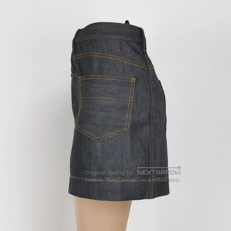 Louis Vuitton Louis Vuitton High-Waisted Denim Skirt. Size US 29 - 2 Thumbnail