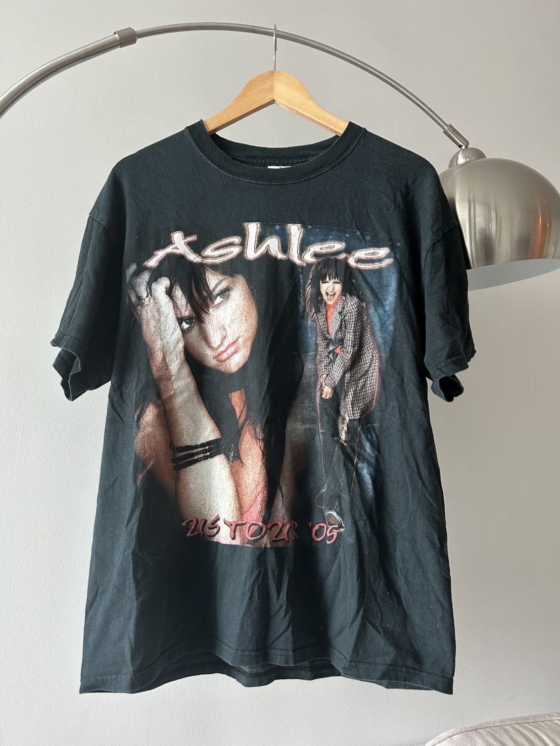 Vintage Ashlee Simpson Vintage T Shirt 00’ Size US L / EU 52-54 / 3 - 1 Thumbnail