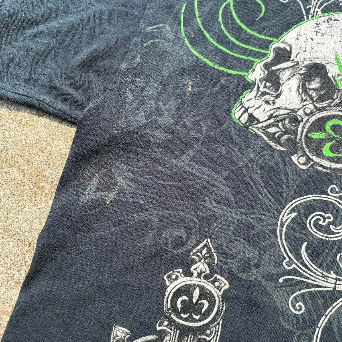 Affliction ❌SOLD❌Affliction Style Skull Cross Big Print Size US L / EU 52-54 / 3 - 4 Thumbnail
