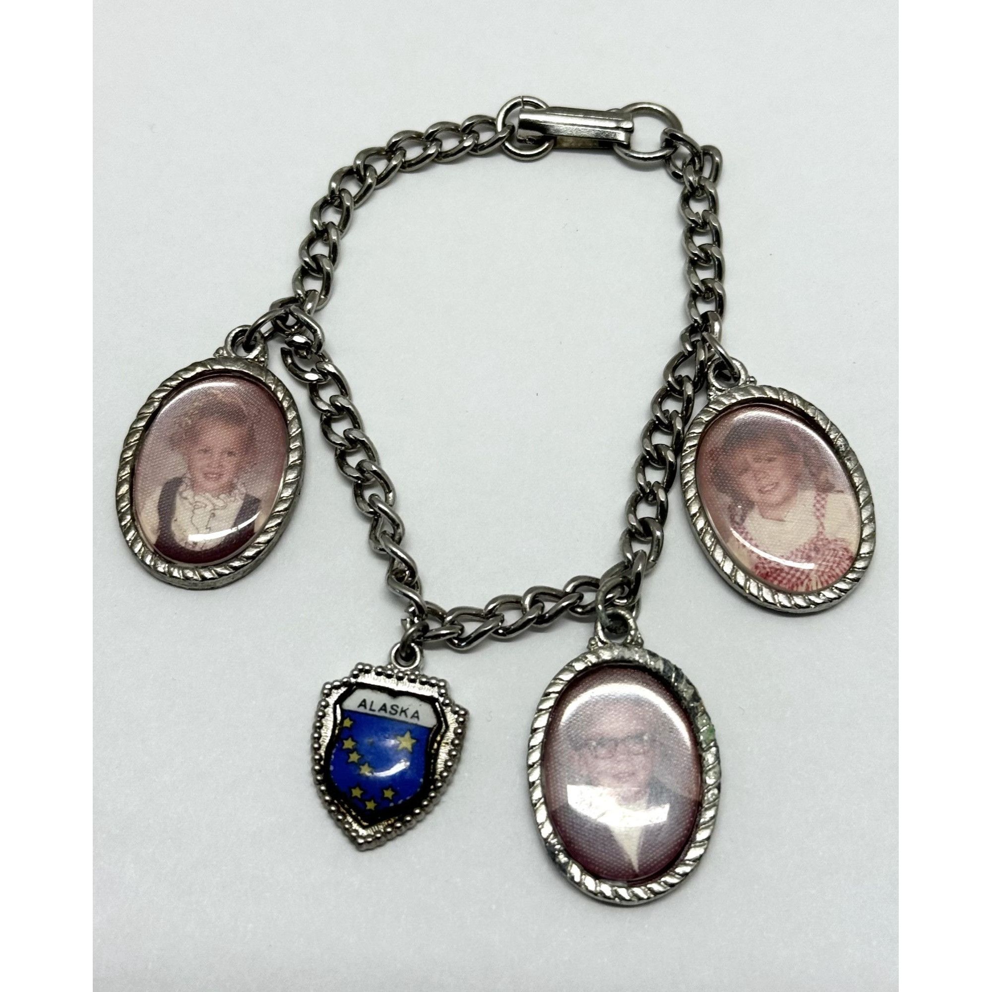 Vintage Vintage silver charm bracelet Size ONE SIZE - 3 Thumbnail