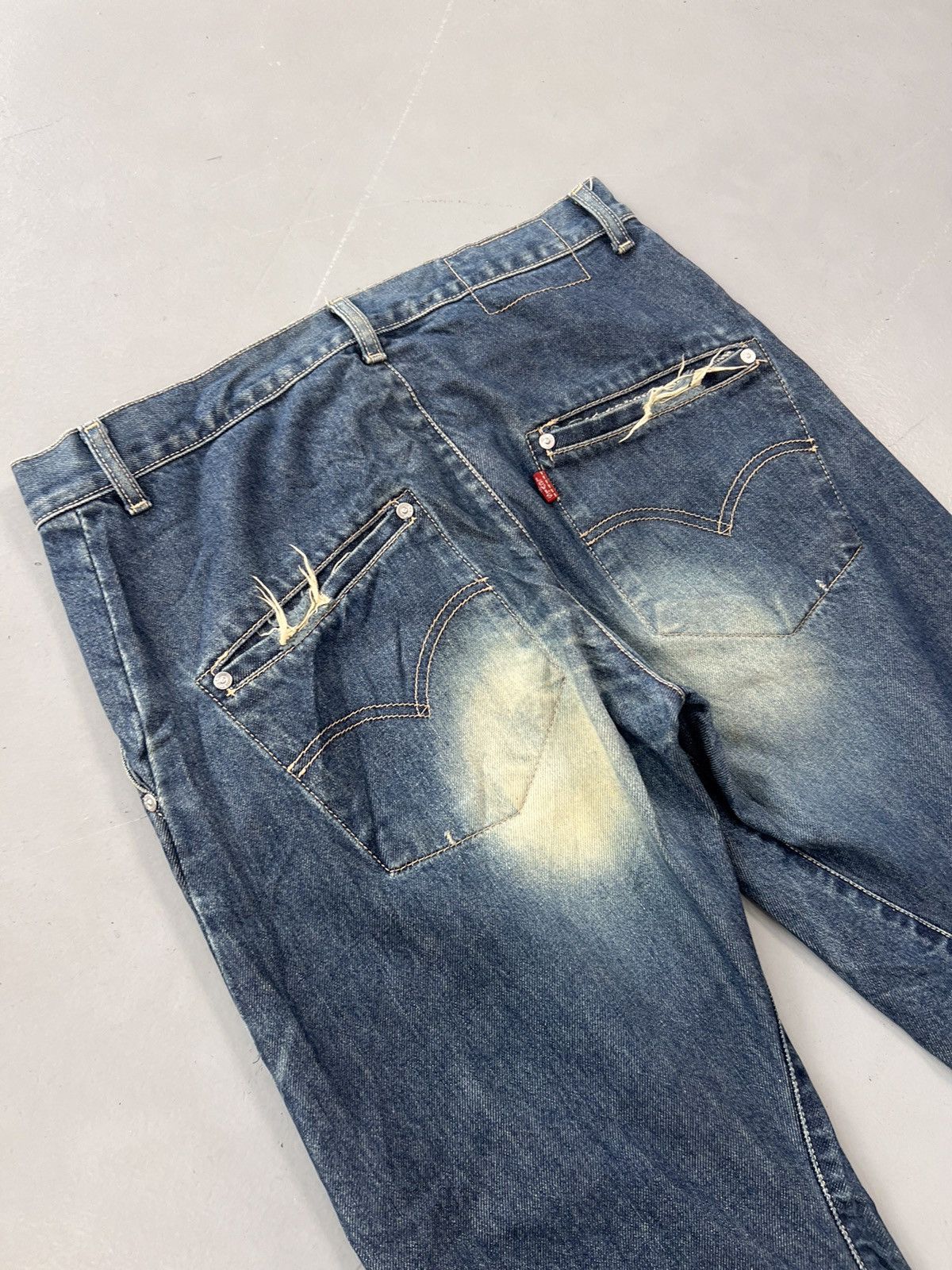 Levi's Vintage Levi’s engineer jeans Size US 32 / EU 48 - 4 Thumbnail