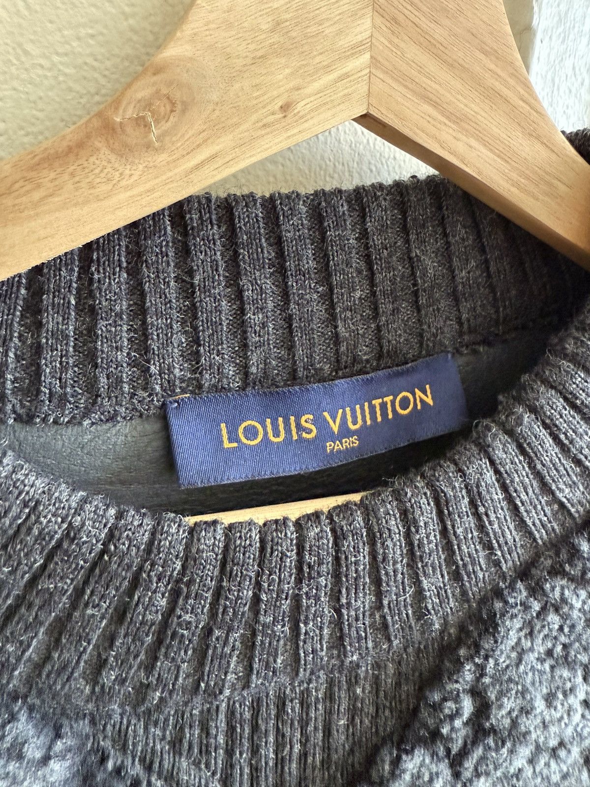 Louis Vuitton Lv Monogram Shearling Crewneck Size US M / EU 48-50 / 2 - 4 Thumbnail