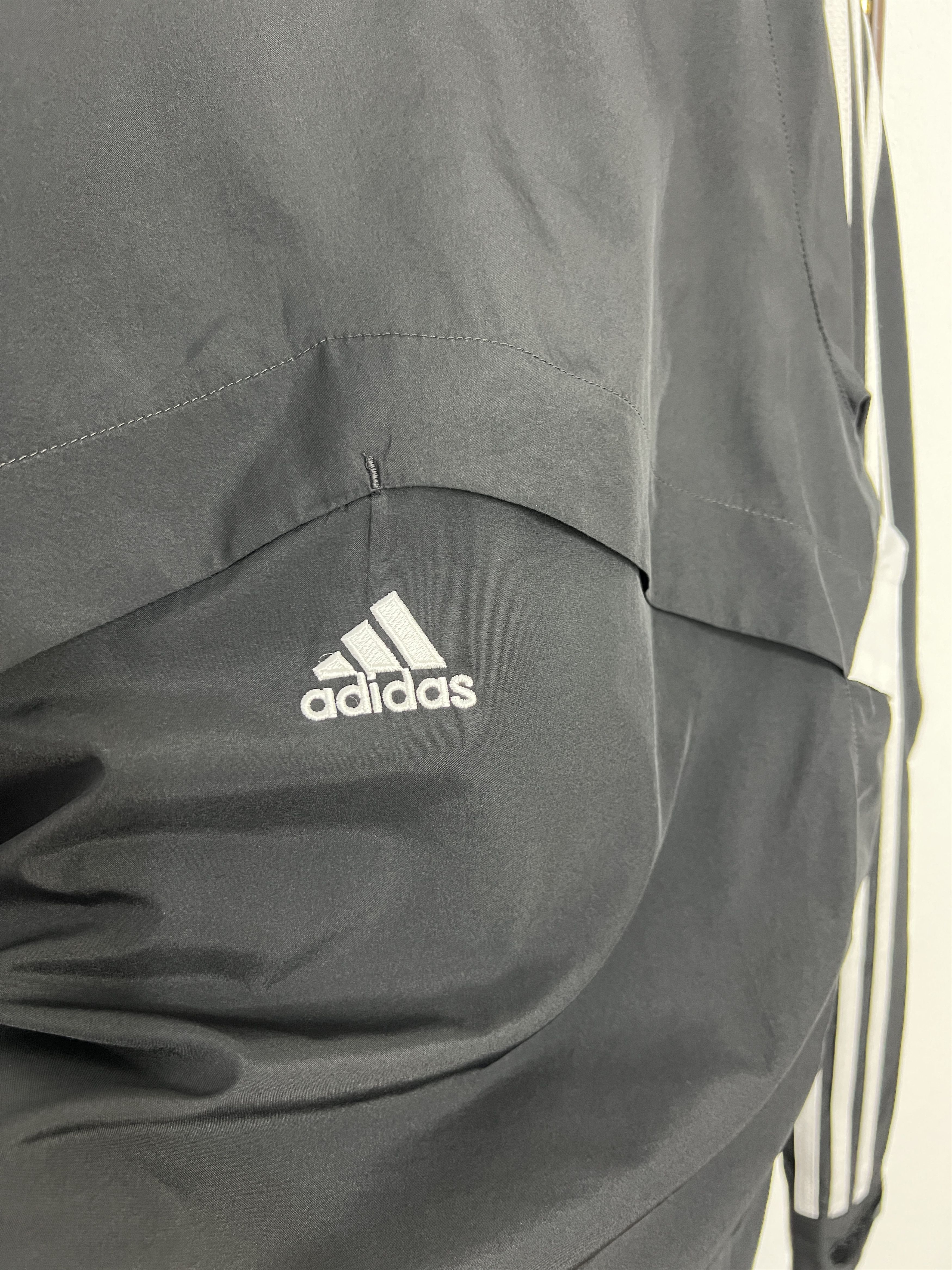Adidas Vintage Adidas Real Madrid Football Jacket Soccer Train Size US M / EU 48-50 / 2 - 19 Thumbnail