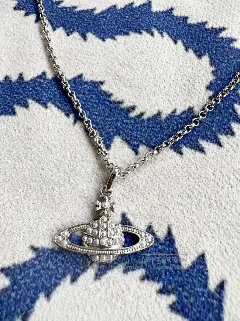 Vivienne Westwood Vivienne Westwood Silver Pearl Saturn Necklace. Size ONE SIZE - 1 Thumbnail